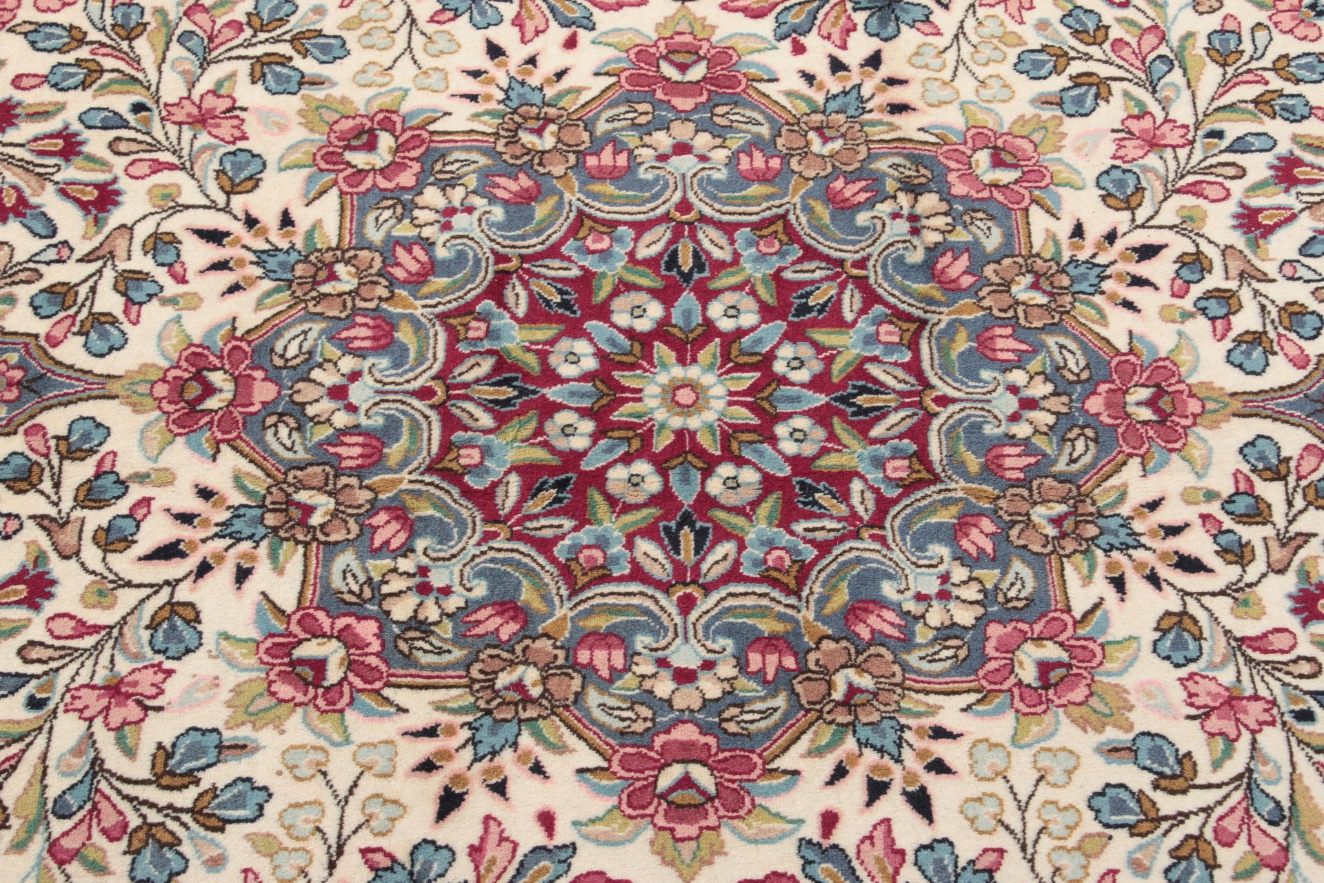 Kerman Perserteppich aus Iran, 285 × 412 cm