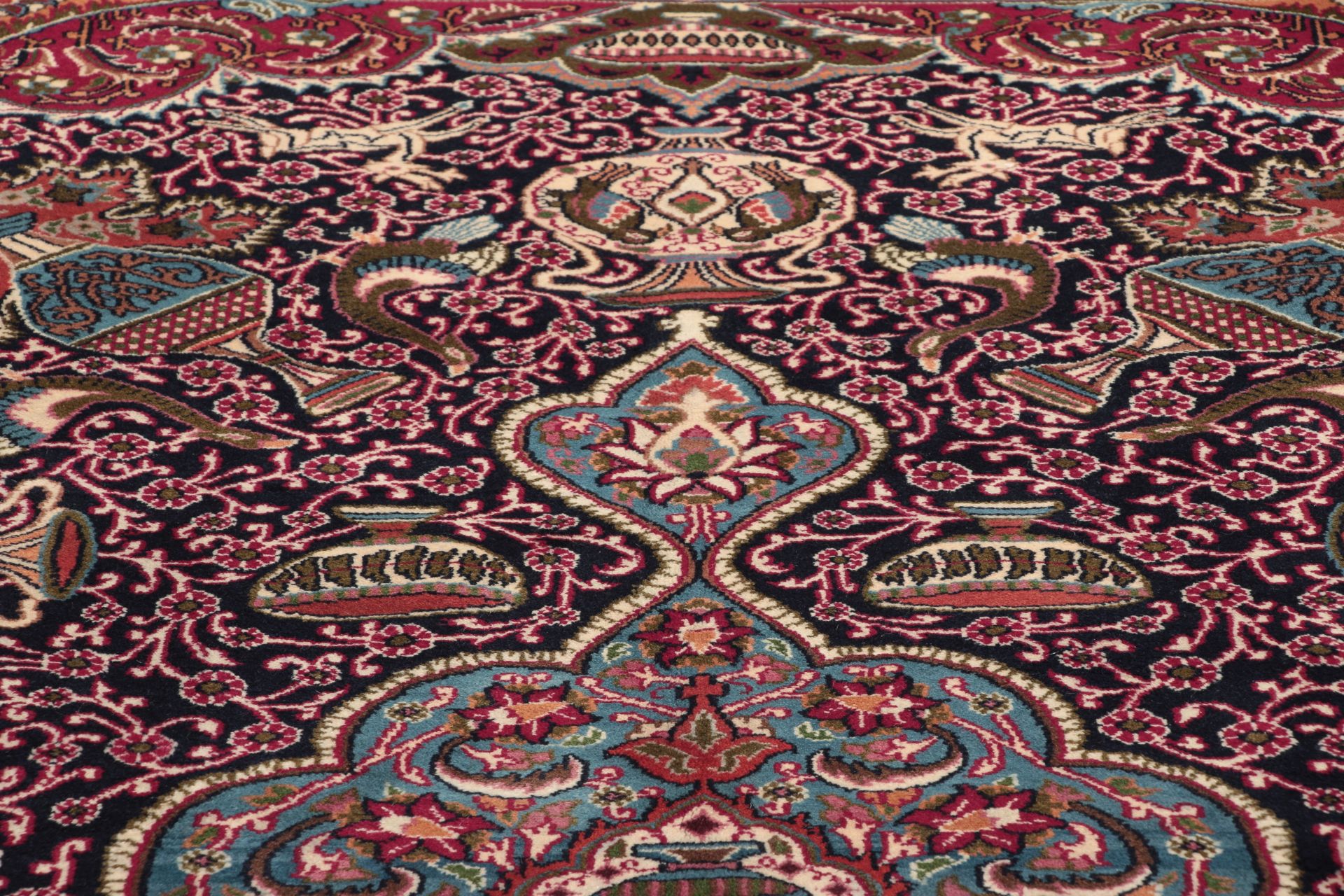 Kashmar Perserteppich 295 × 390 cm aus Wolle, handgeknüpft