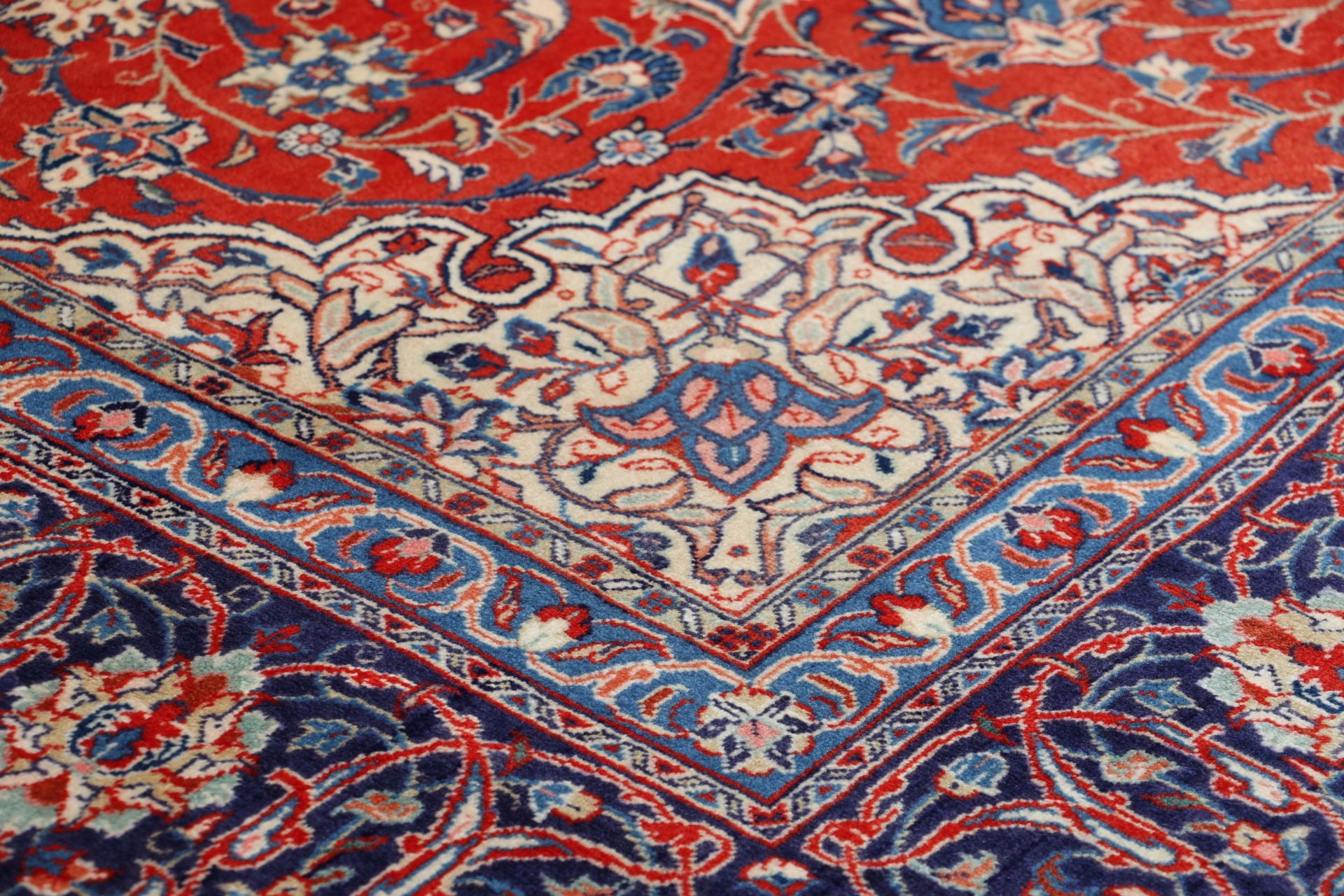 Sarough Perserteppich 280 × 375 cm aus Wolle, handgeknüpft