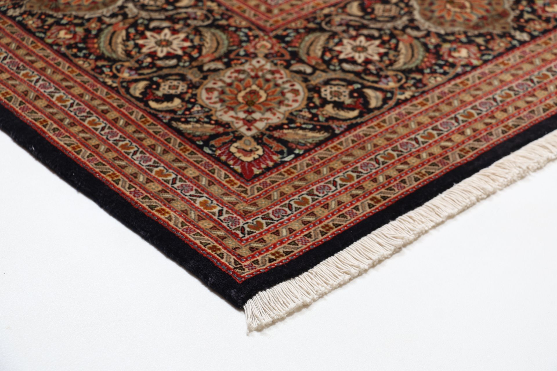 Täbriz Perserteppich aus Iran, 300 × 395 cm