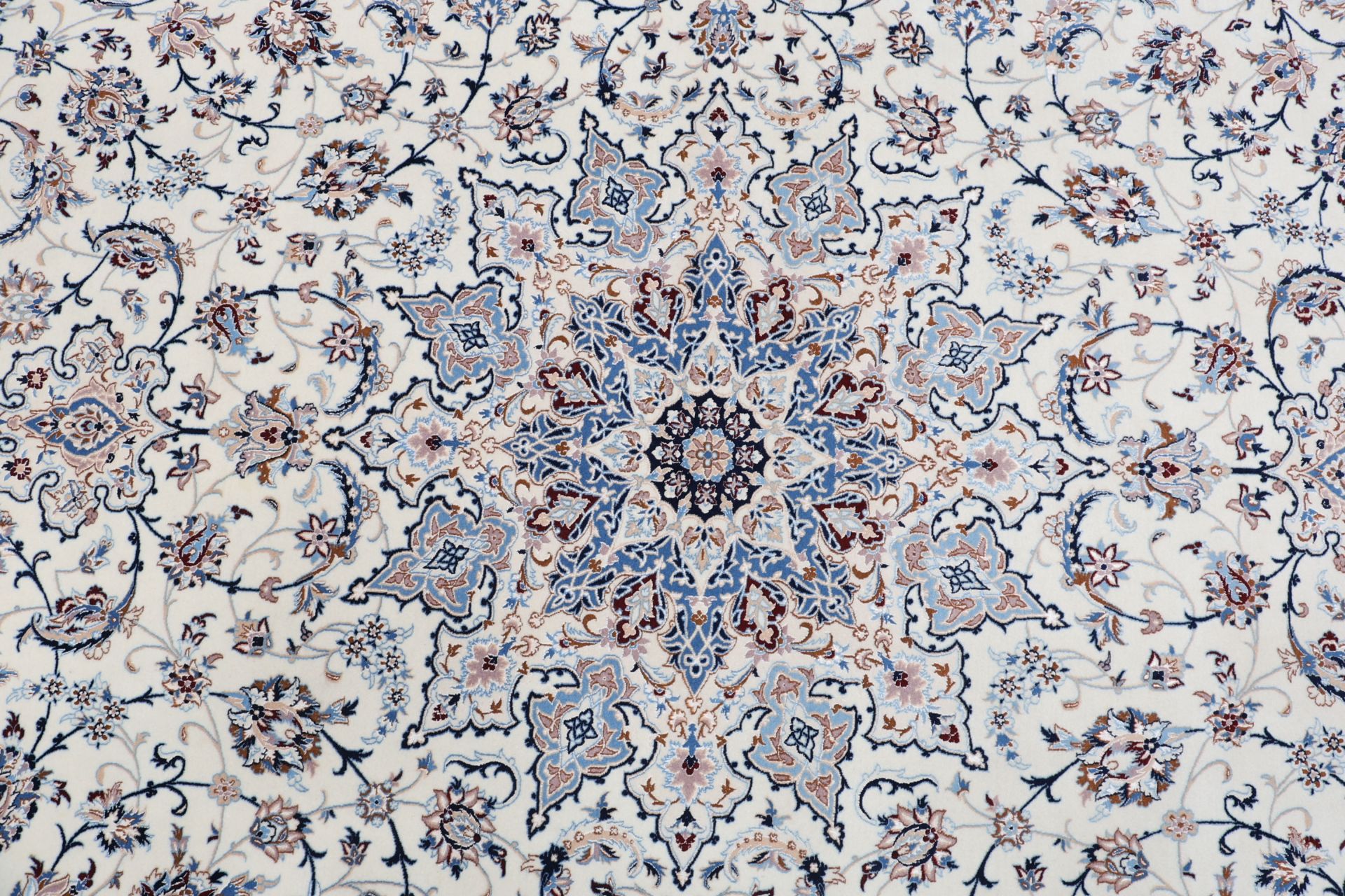 perserteppich-nain-310-x-412-cm-schurwolle-seide-handgeknupft-6 Nain Perserteppich 310 × 412 cm aus Wolle & Seide, handgeknüpft