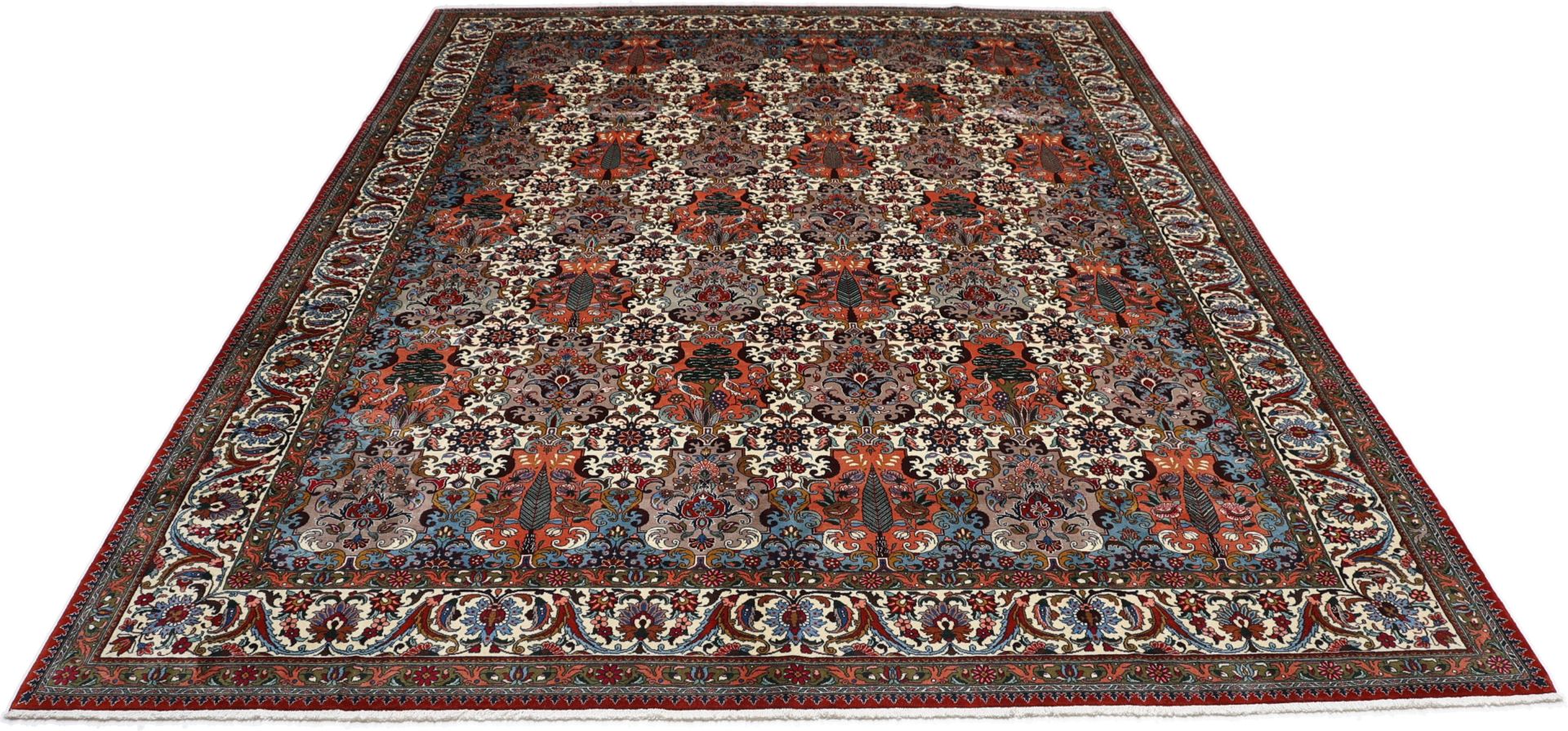 Bakhtiari Perserteppich 305 × 415 cm aus Wolle, handgeknüpft