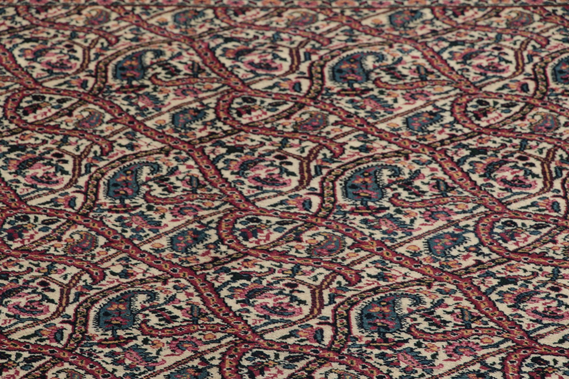 Täbriz Perserteppich 285 × 387 cm aus Wolle, handgeknüpft