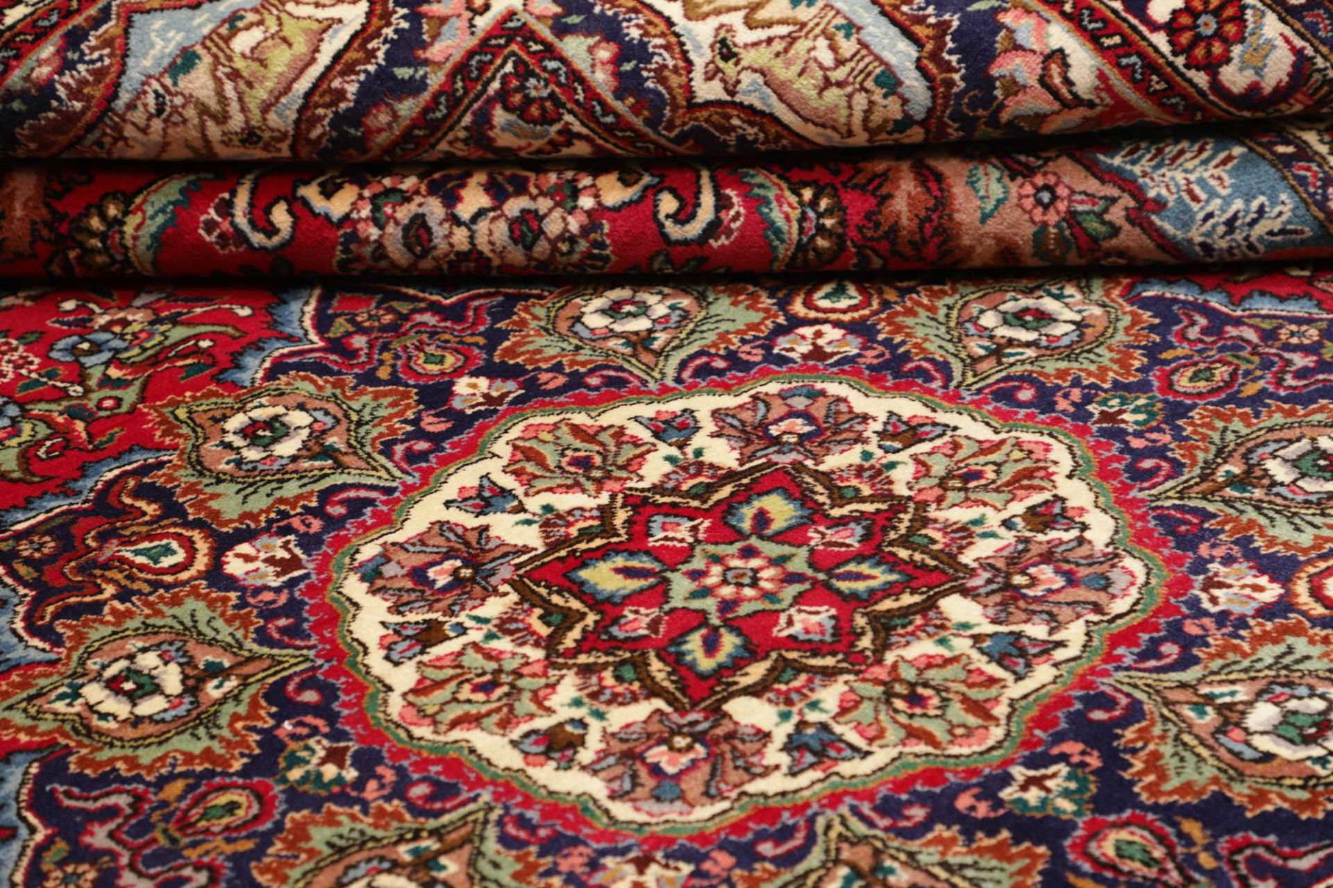 Täbriz Perserteppich aus Iran, 303 × 397 cm