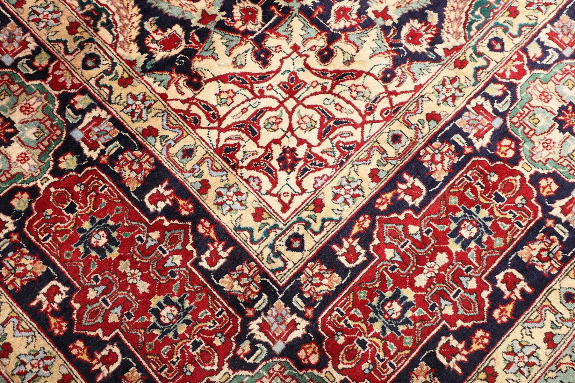 Täbriz Perserteppich 304 × 399 cm aus Wolle, handgeknüpft