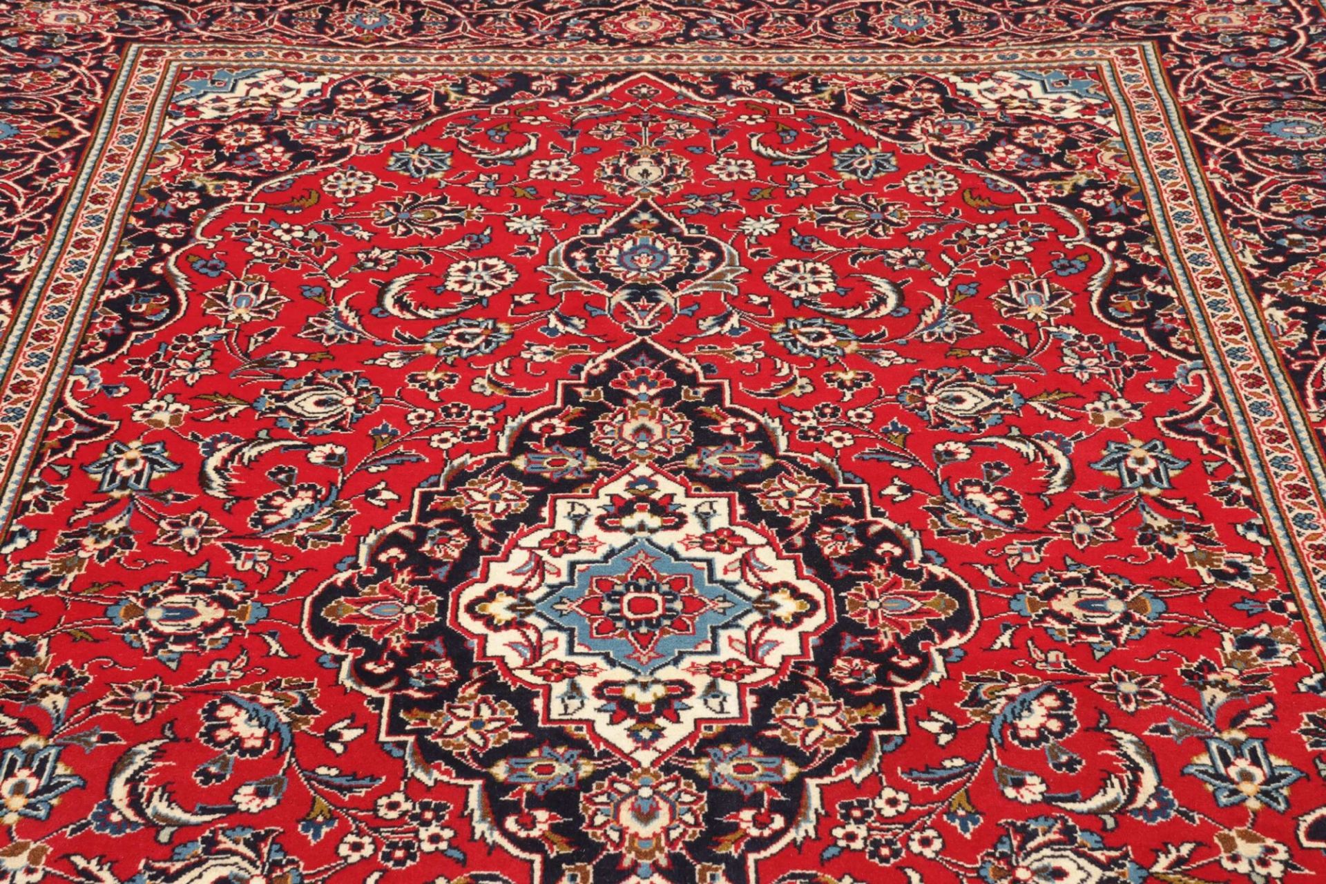 Kashan Perserteppich aus Iran, 297 × 397 cm