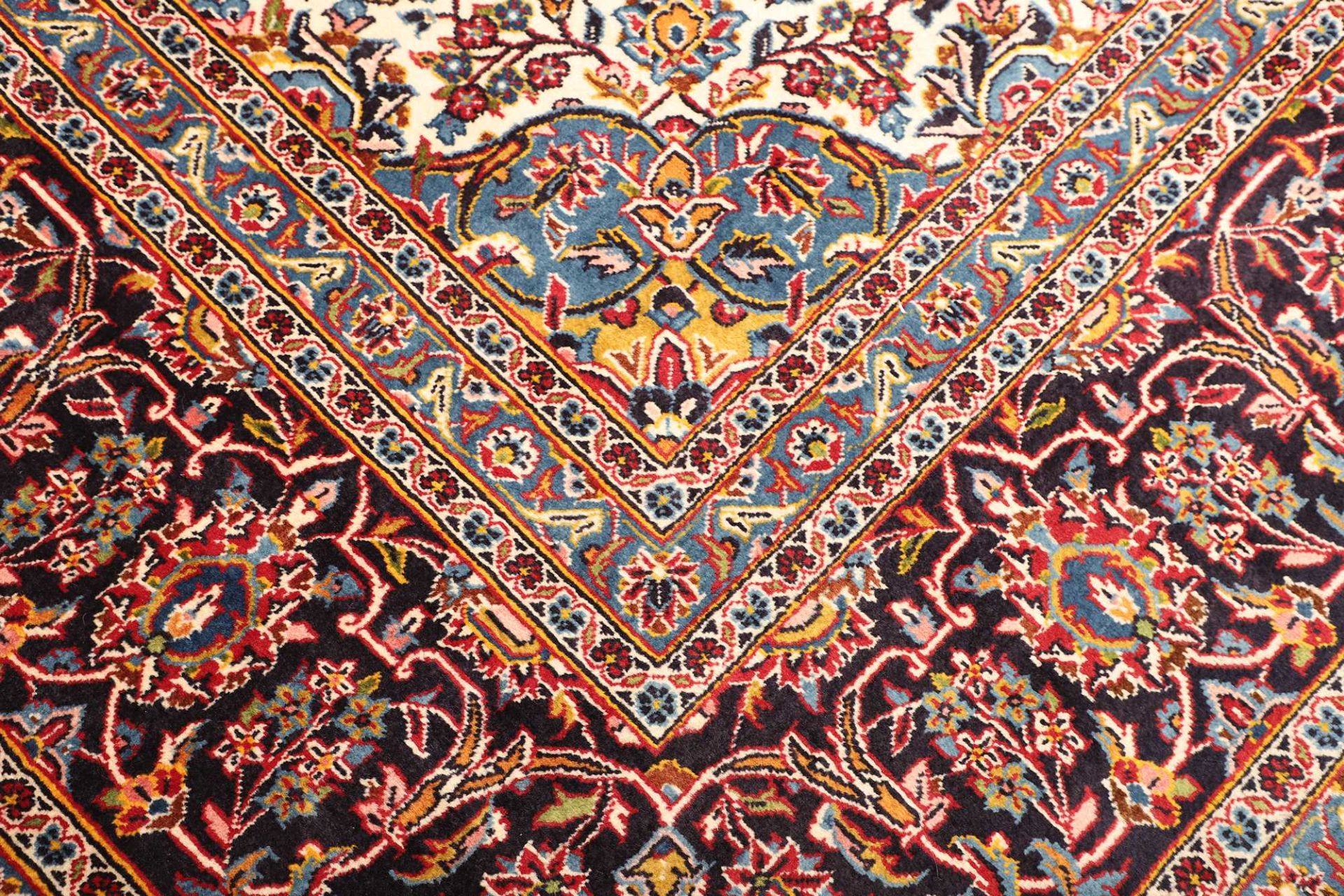 Kashan Perserteppich aus Iran, 304 × 413 cm