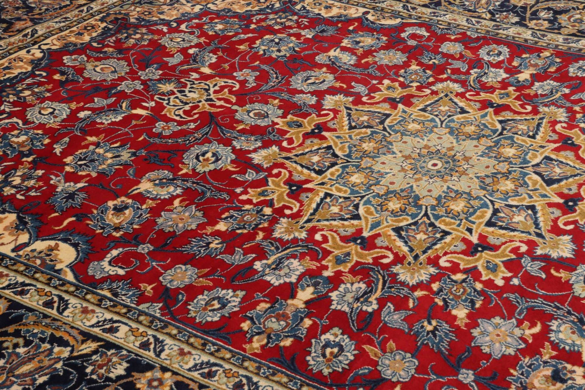 Perserteppich 301 × 389 cm aus Wolle, handgeknüpft