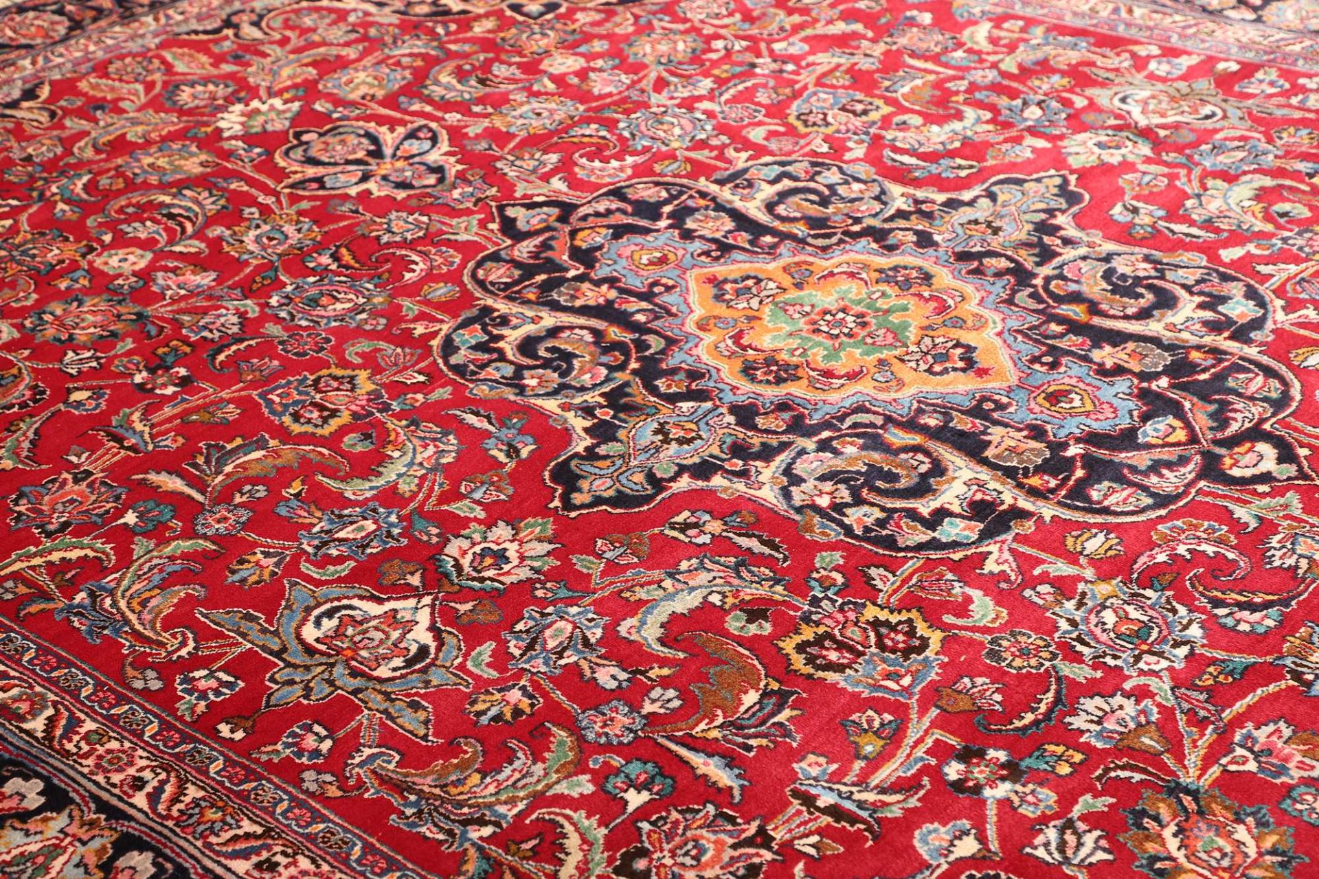 Mashhad Perserteppich 293 × 404 cm aus Wolle, handgeknüpft