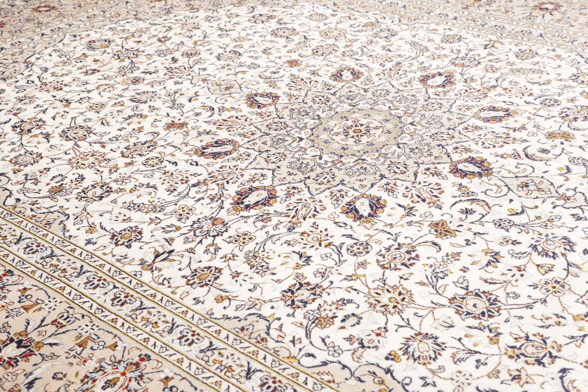 Kashan Perserteppich 291 × 402 cm aus Wolle, handgeknüpft