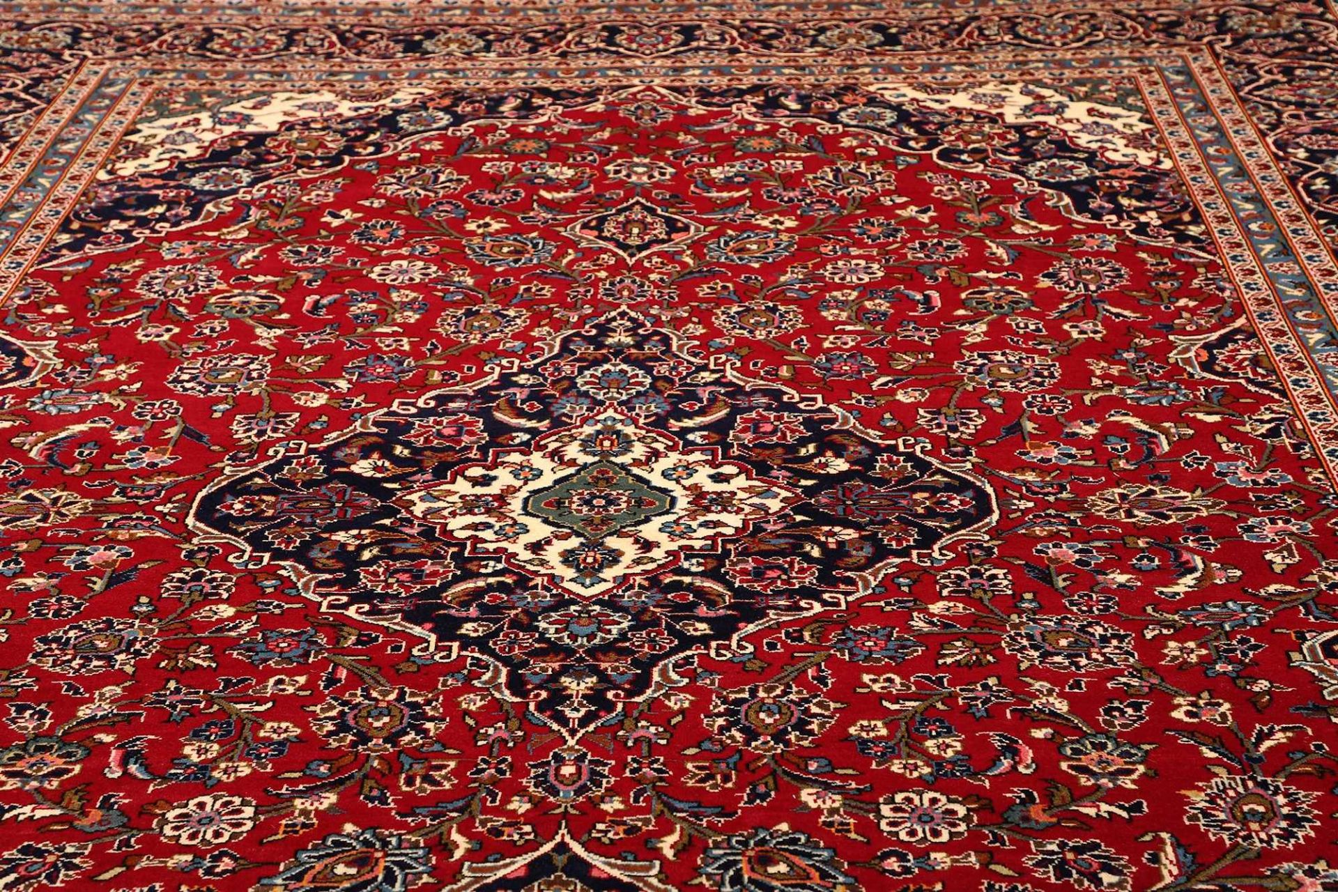 Handgeknüpfter Kashan Perserteppich 296 × 407 cm