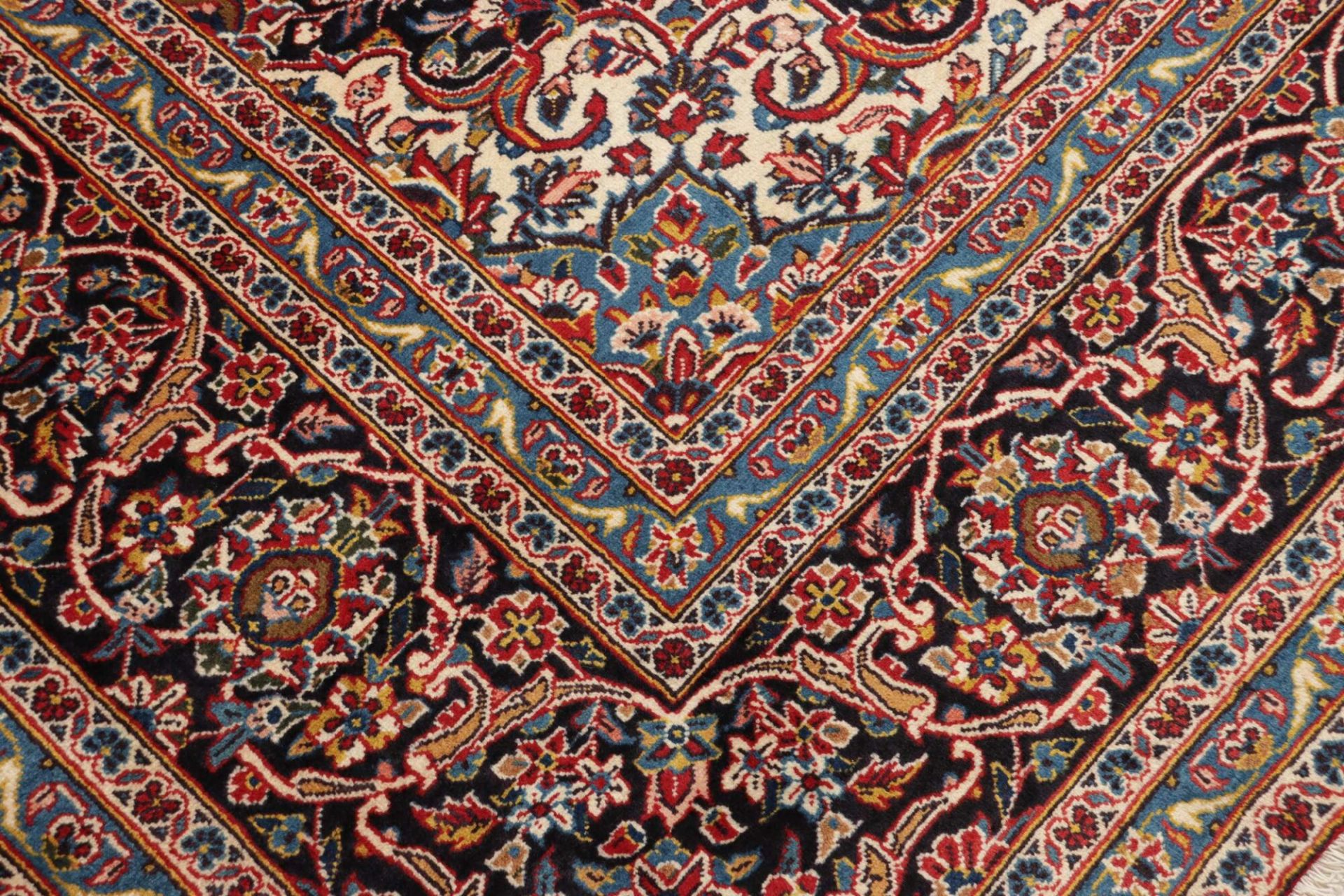 Kashan Perserteppich 293 × 389 cm aus Wolle, handgeknüpft