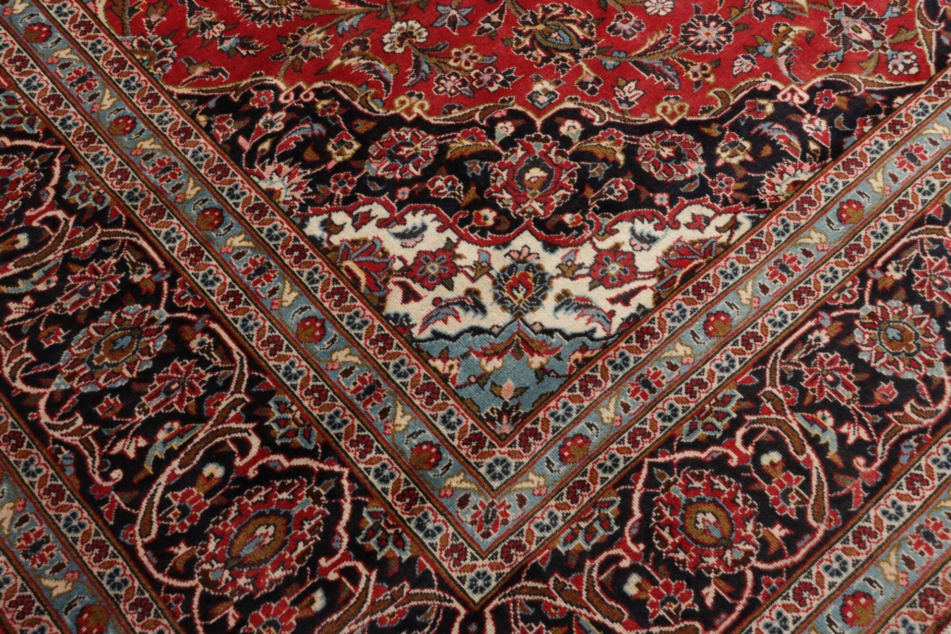 Kashan Perserteppich aus Iran, 294 × 392 cm