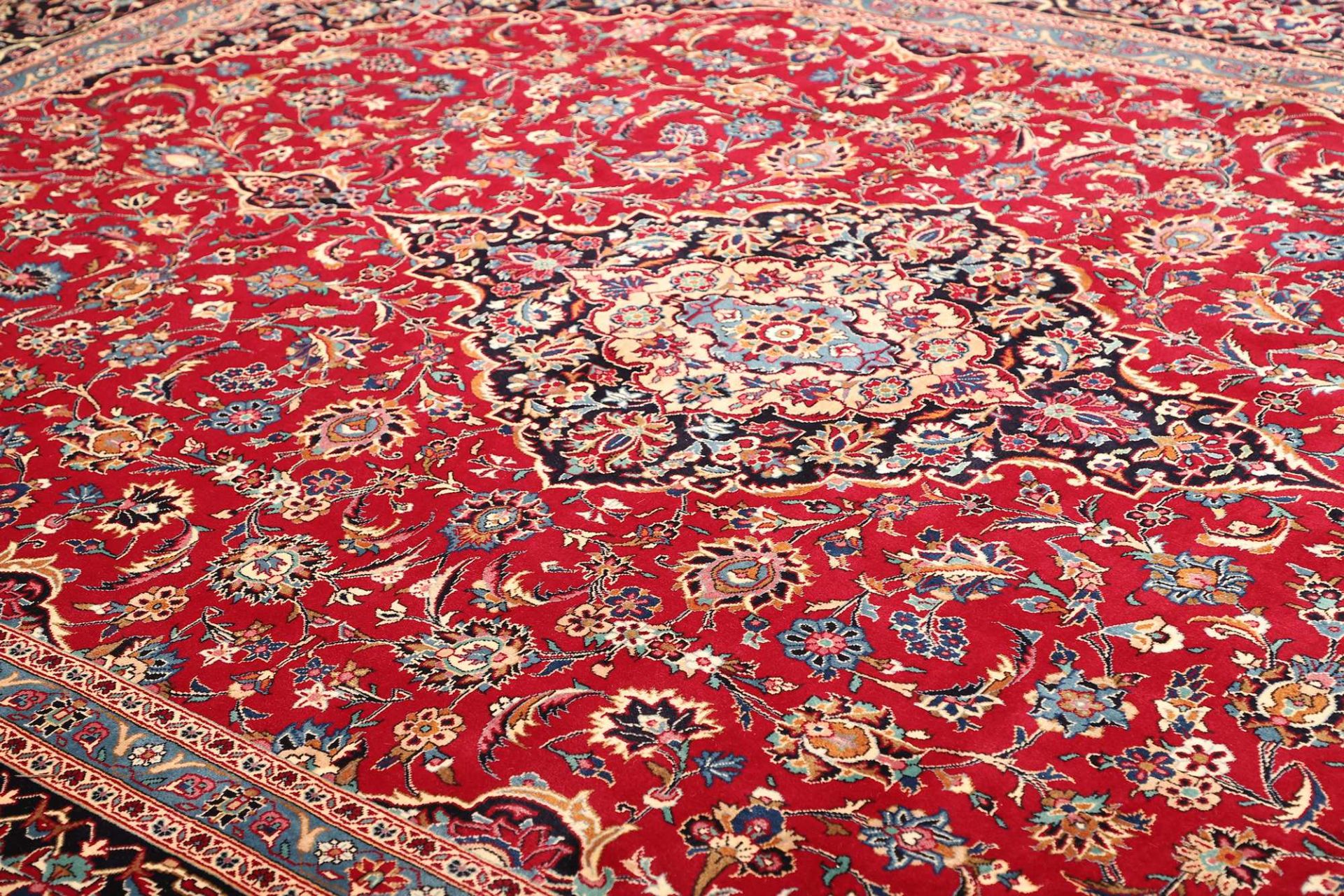 Kashan Perserteppich 298 × 409 cm aus Wolle, handgeknüpft