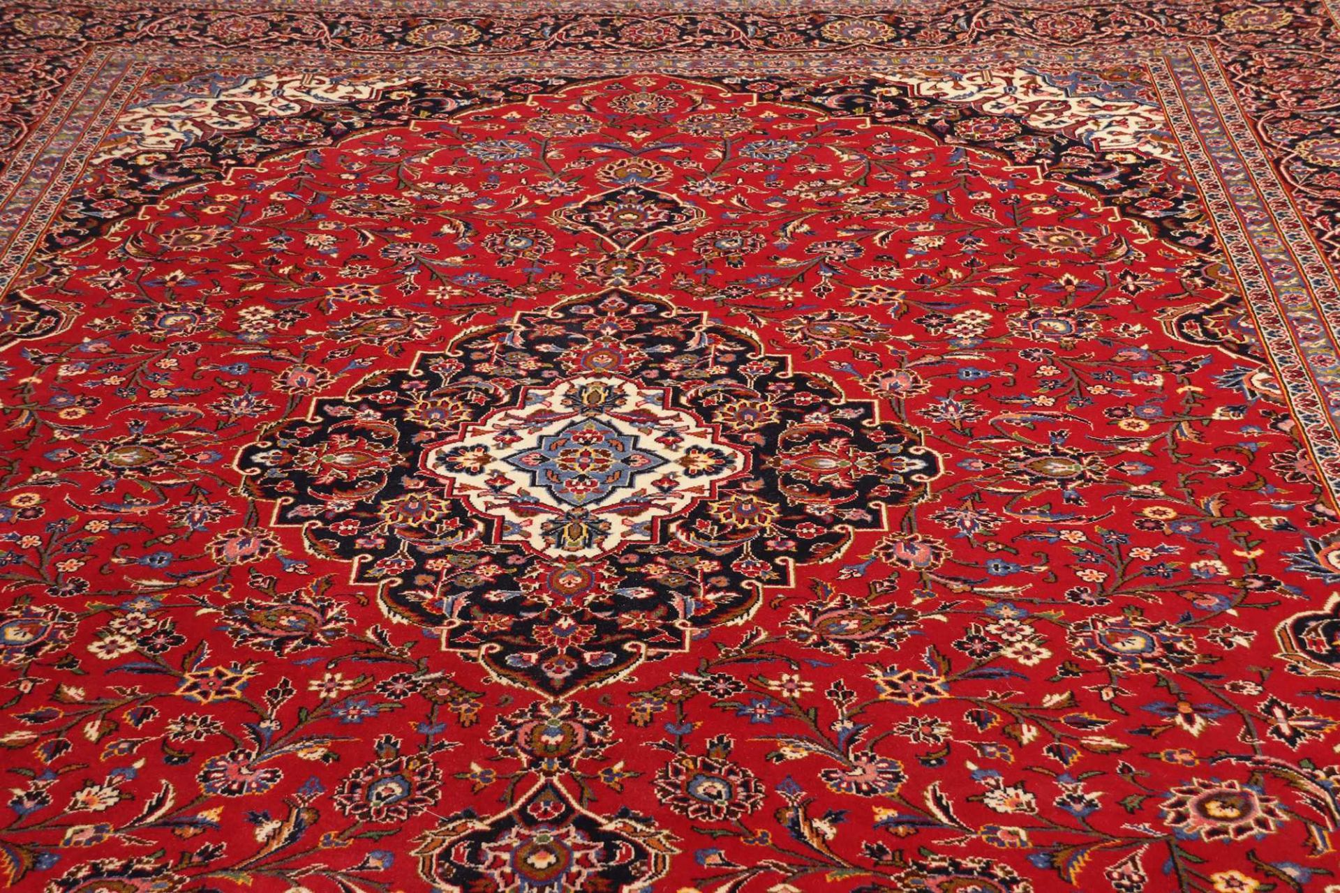 Kashan Perserteppich 294 × 395 cm aus Wolle, handgeknüpft