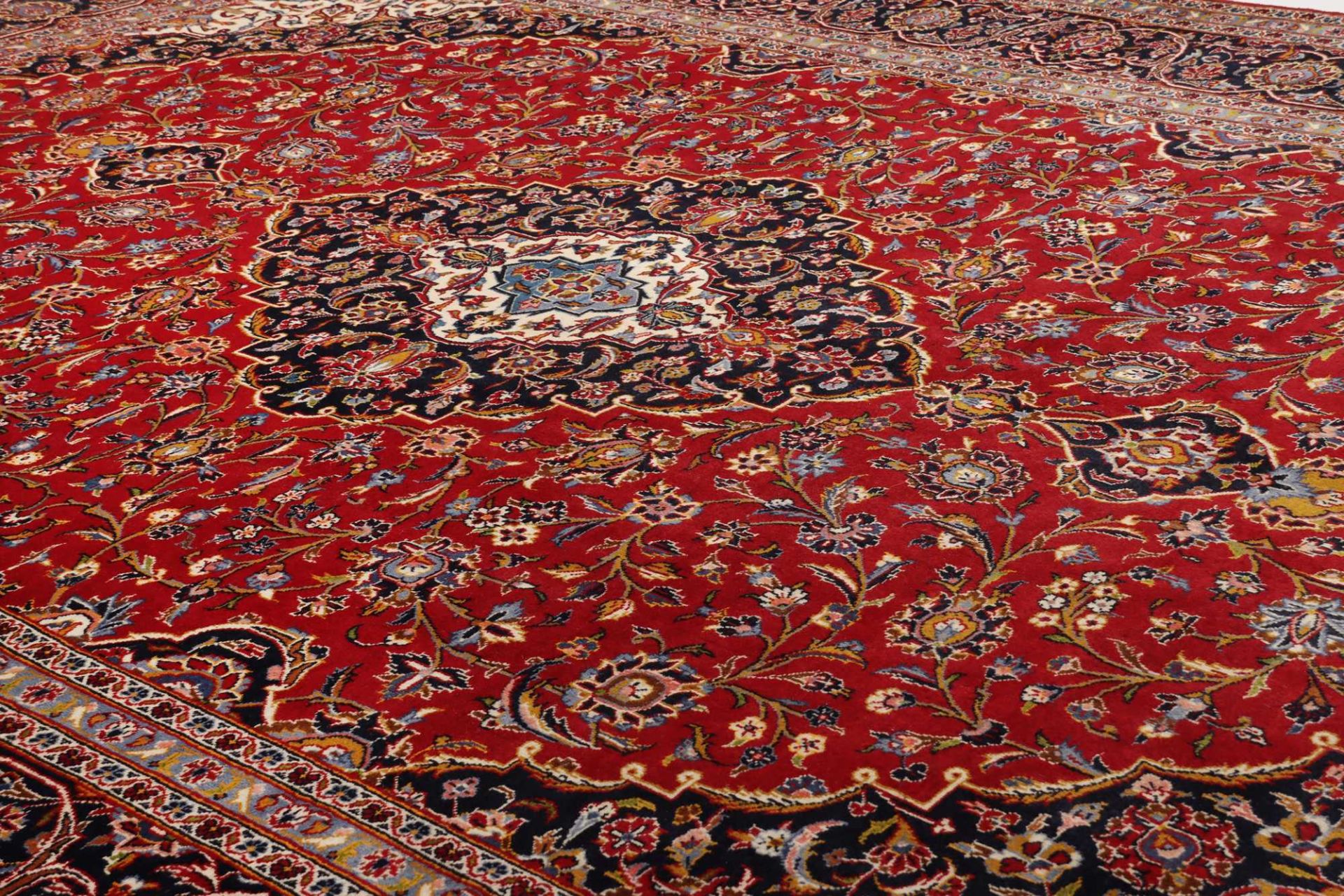 Kashan Perserteppich aus Iran, 307 × 409 cm