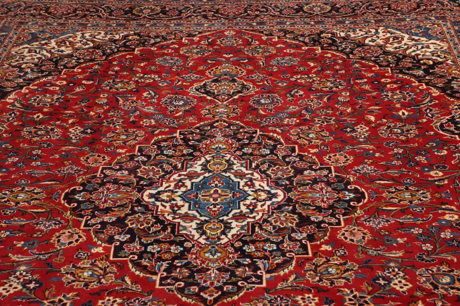 Handgeknüpfter Kashan Perserteppich 298 × 389 cm