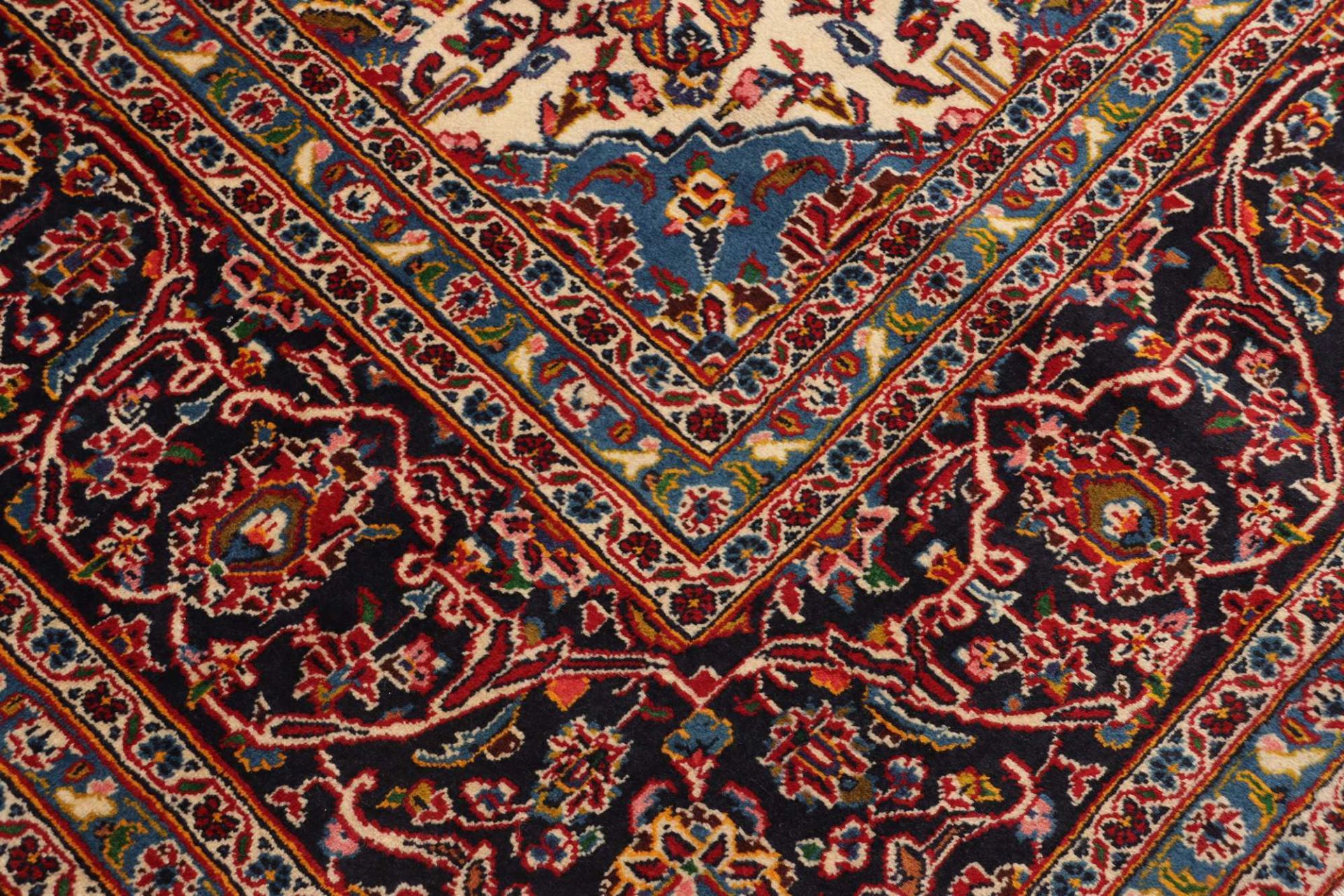Kashan Perserteppich 311 × 399 cm aus Wolle, handgeknüpft