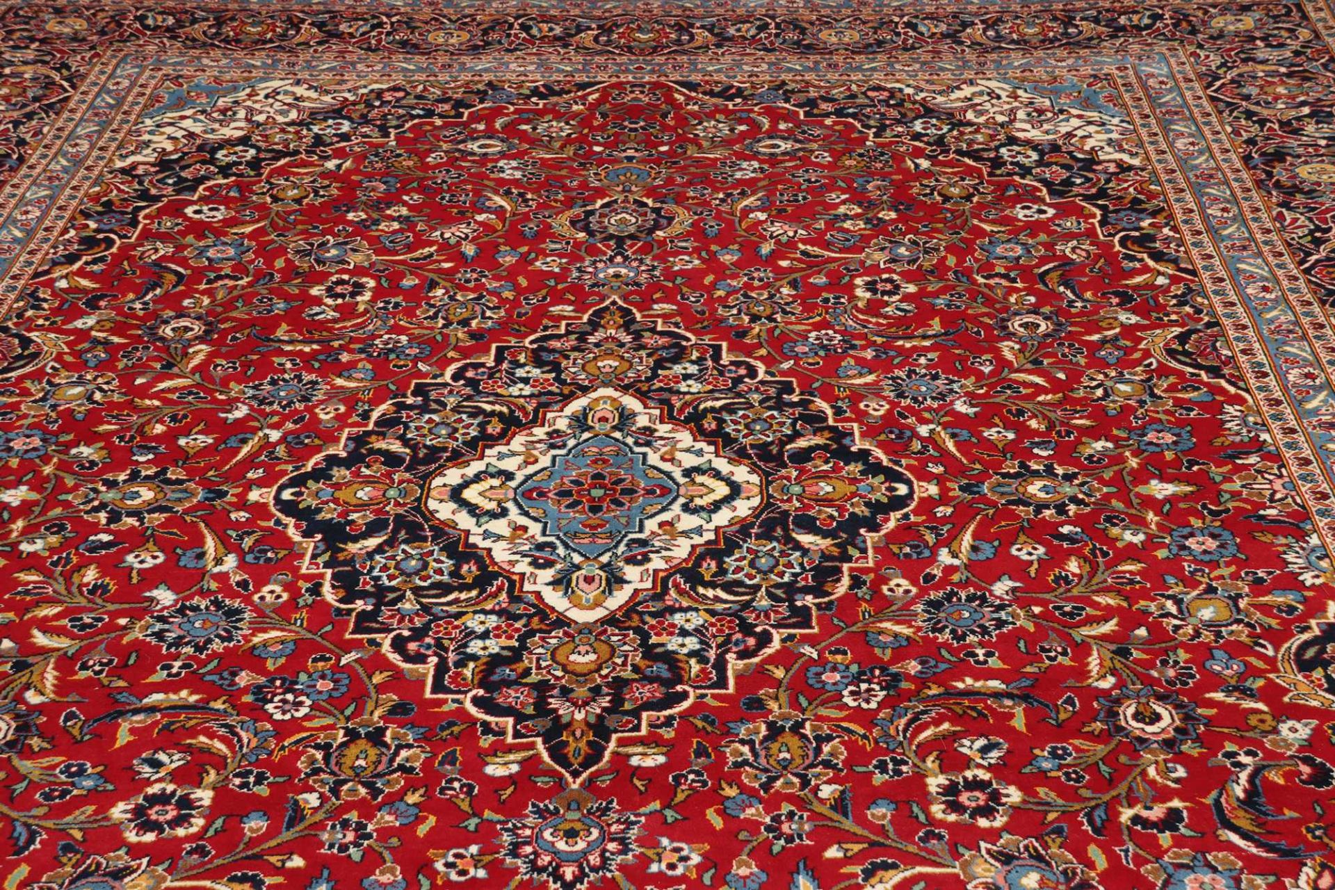 Kashan Perserteppich 301 × 422 cm aus Wolle, handgeknüpft