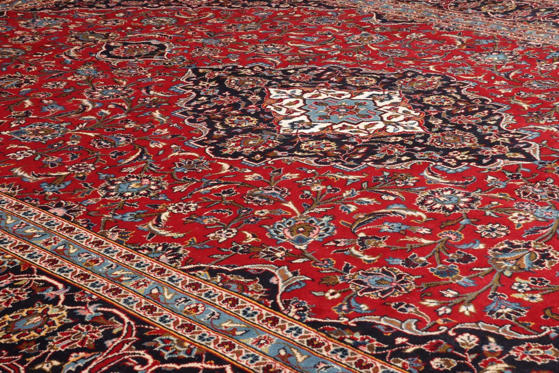 Handgeknüpfter Kashan Perserteppich 294 × 401 cm