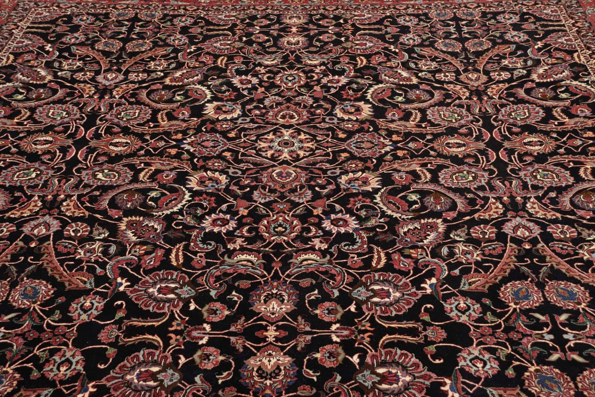 Handgeknüpfter Bijar Perserteppich 306 × 398 cm
