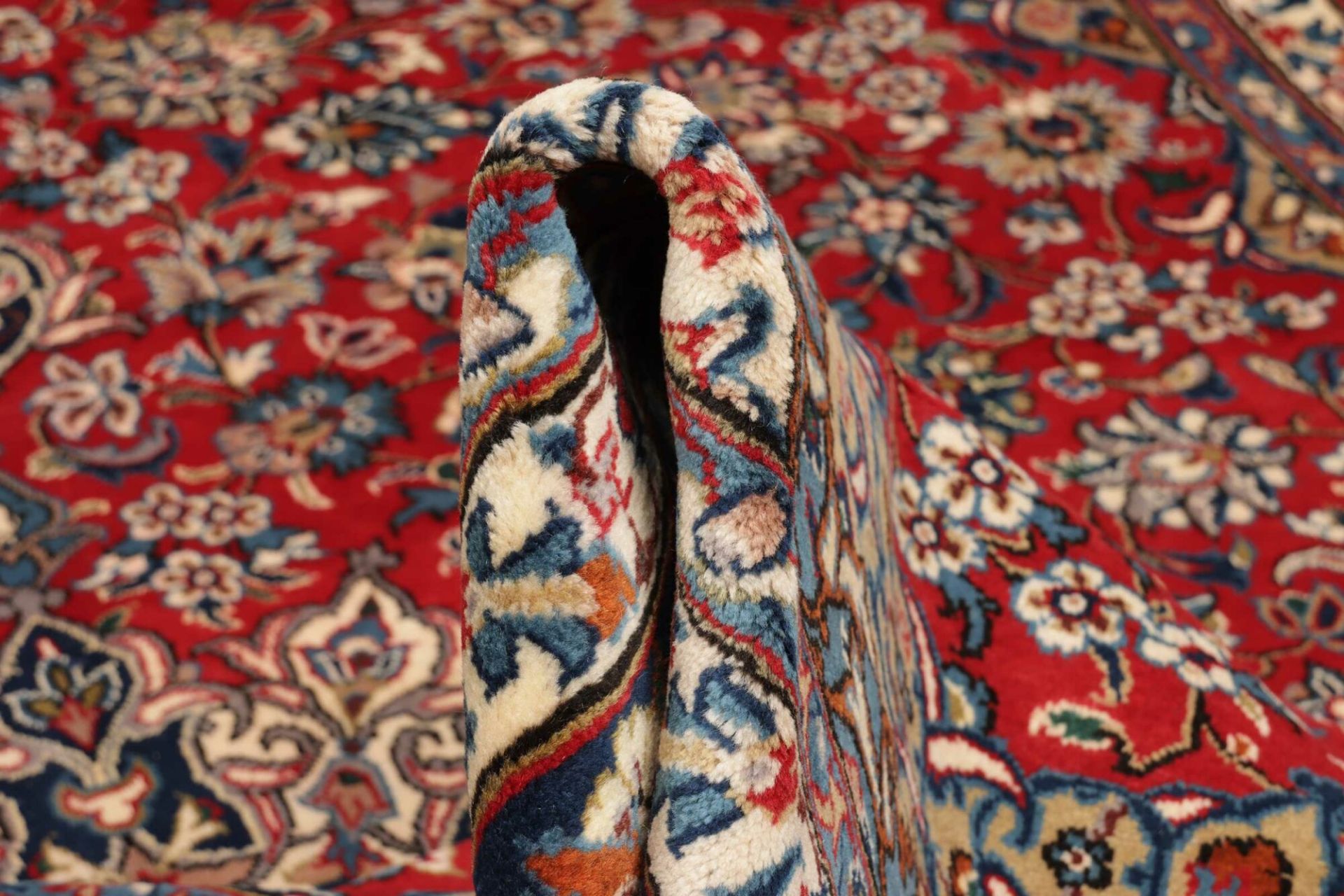 Handgeknüpfter Perserteppich 293 × 402 cm