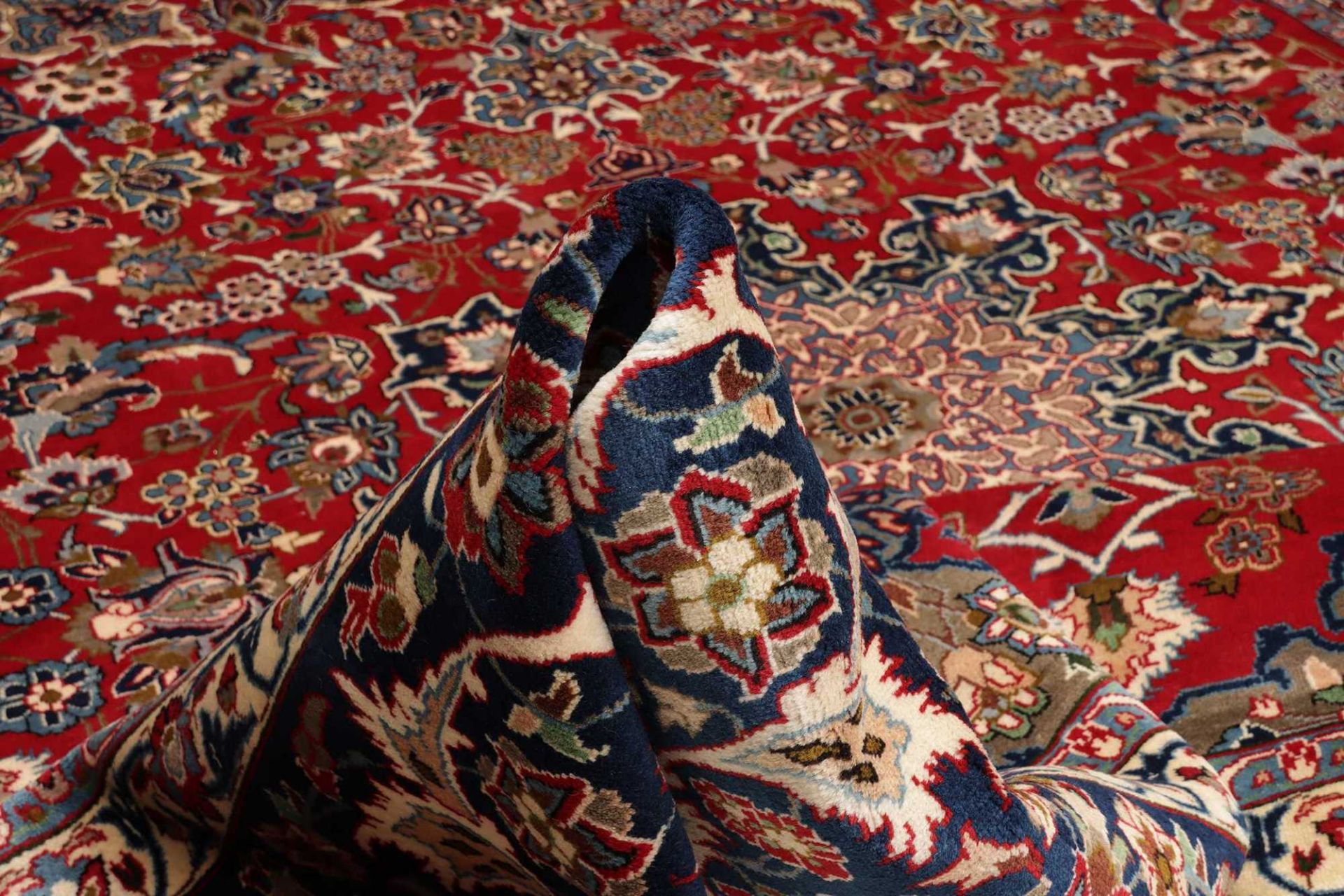 Handgeknüpfter Perserteppich 313 × 419 cm