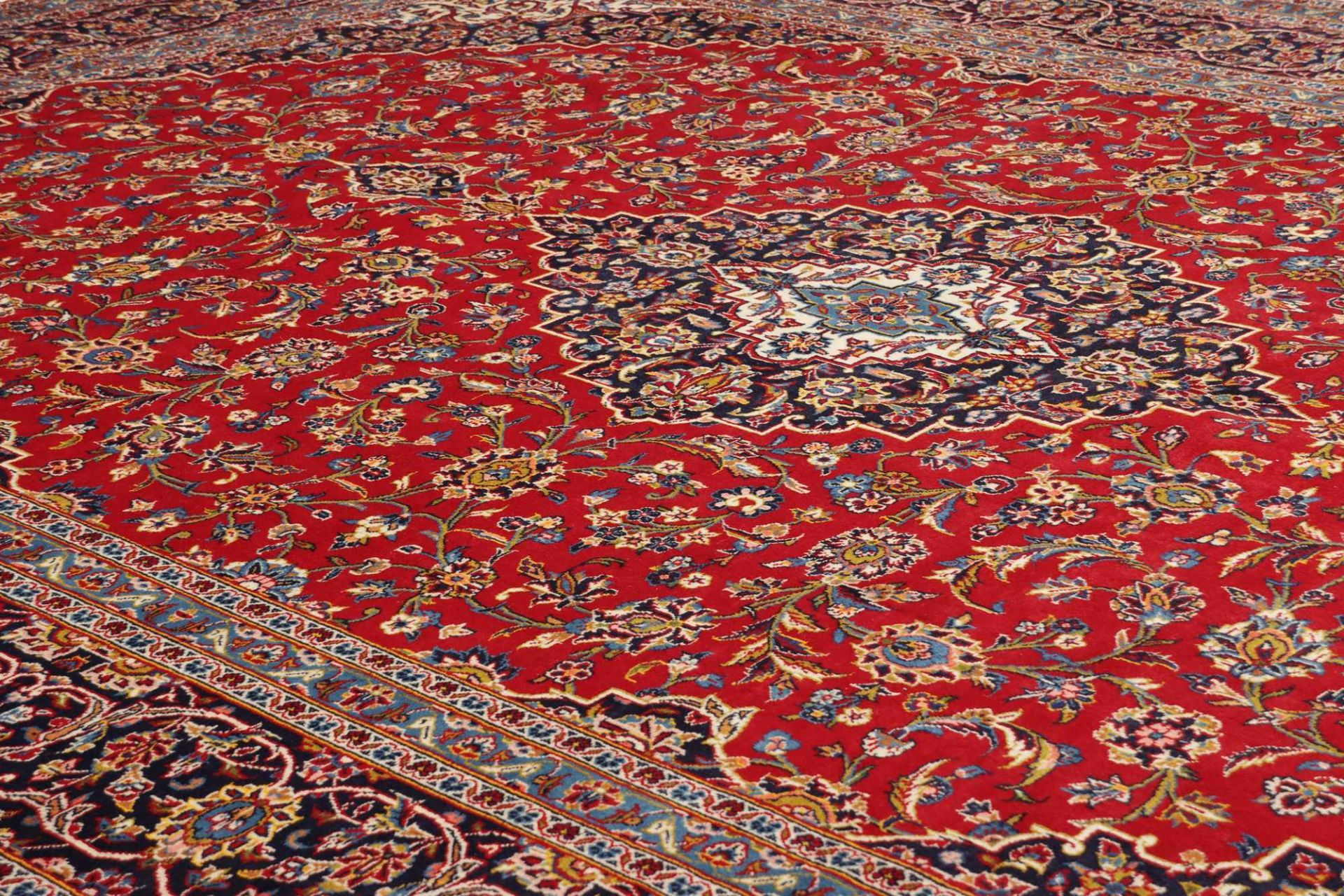 Kashan Perserteppich aus Iran, 298 × 401 cm