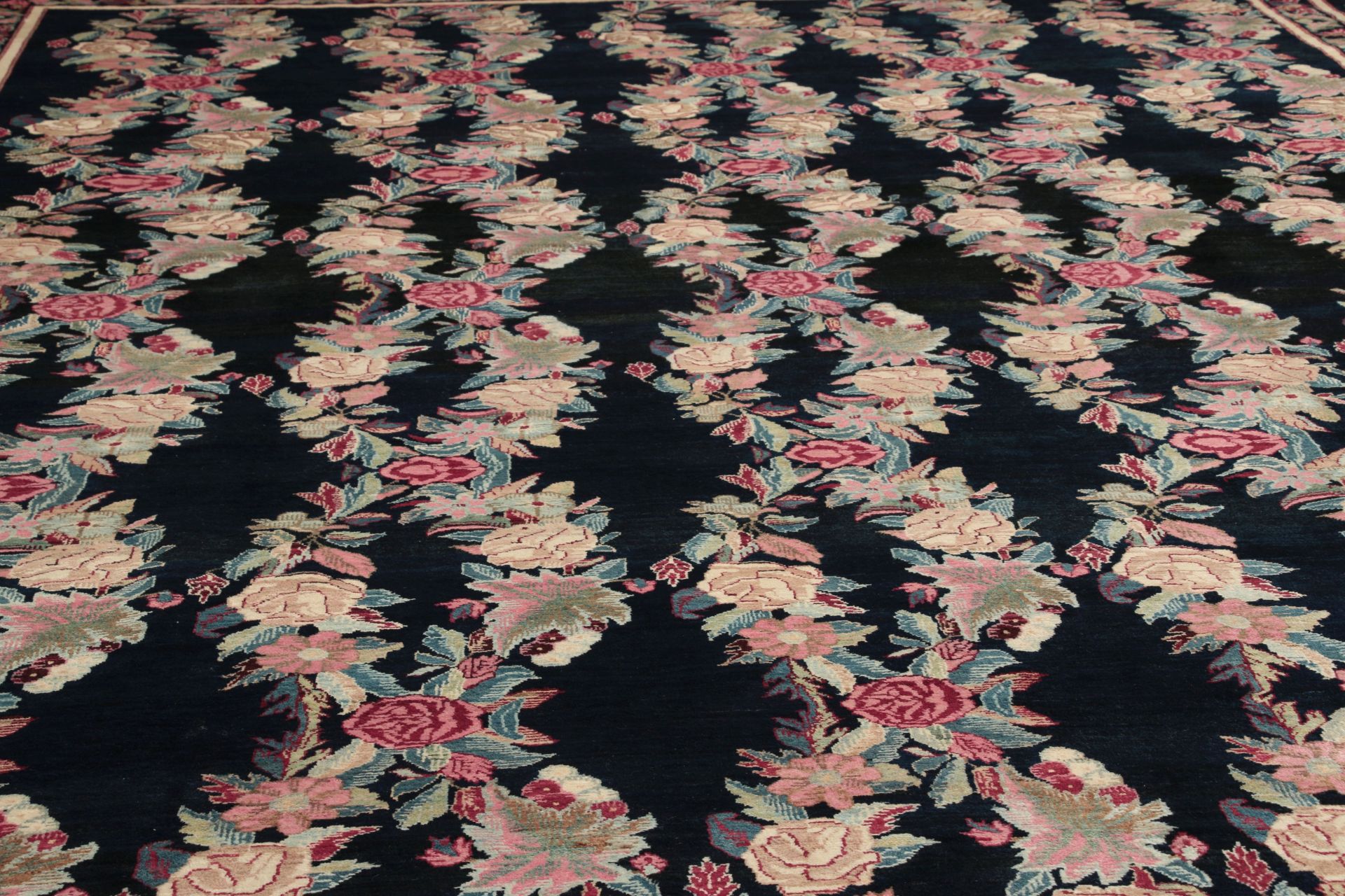 Koliai Perserteppich 385 × 625 cm aus Wolle, handgeknüpft