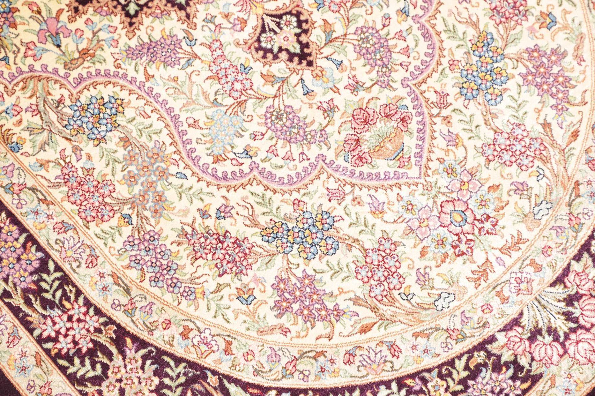 Ghom Perserteppich 80 × 121 cm aus Seide, handgeknüpft