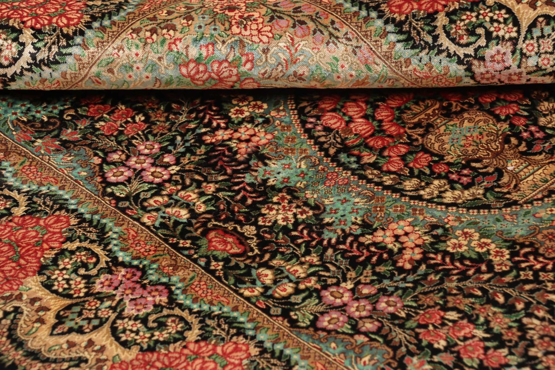 perserteppich-ghom-81-x-119-cm-seide-handgeknupft-edel-10 Ghom Perserteppich 81 × 119 cm aus Seide, handgeknüpft