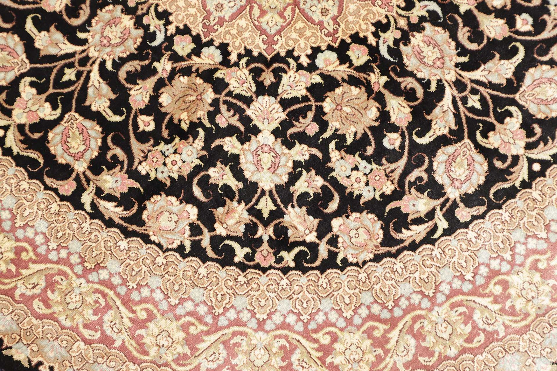 Handgeknüpfter Ghom Perserteppich, 99 × 97 cm, Seide