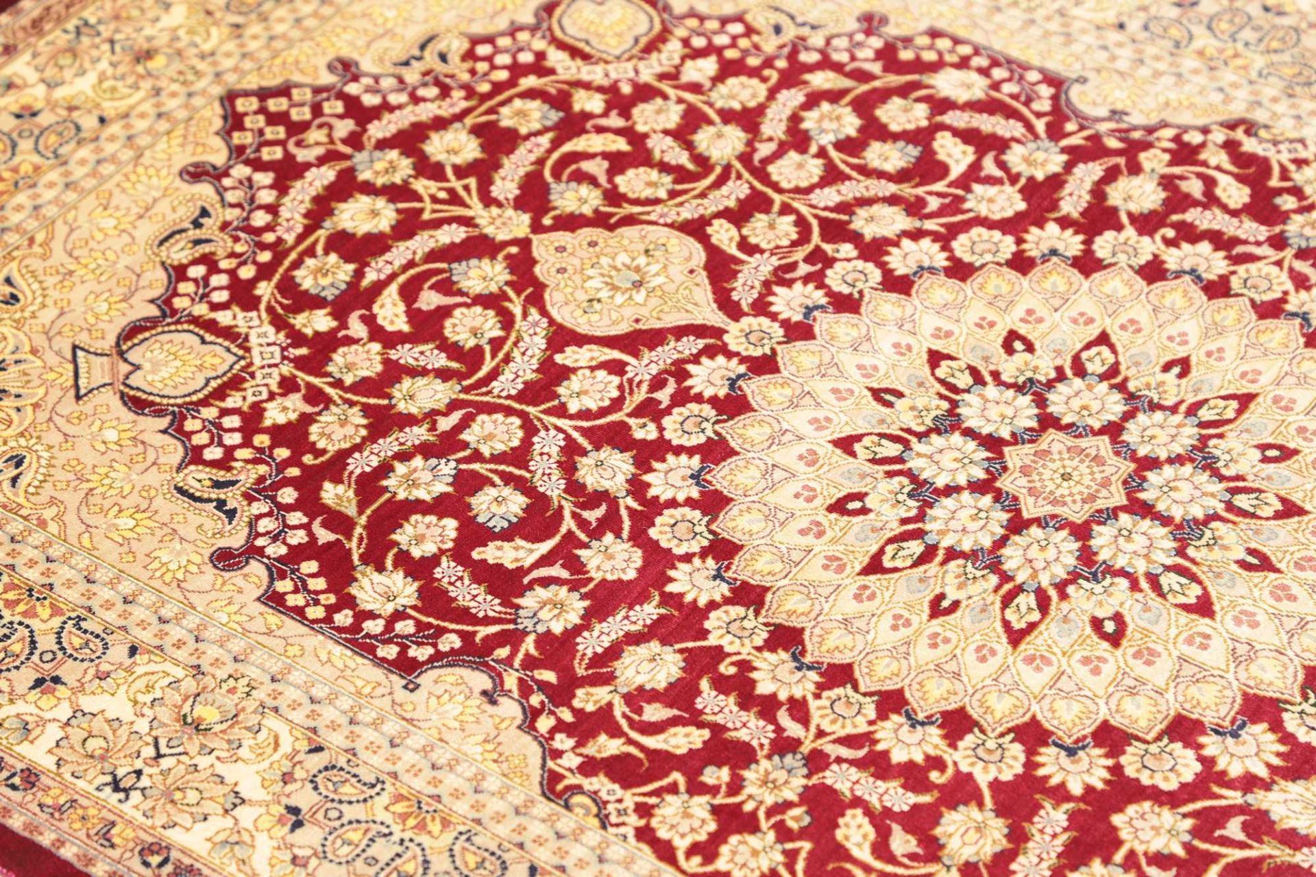 Ghom Perserteppich aus Iran, 98 × 148 cm