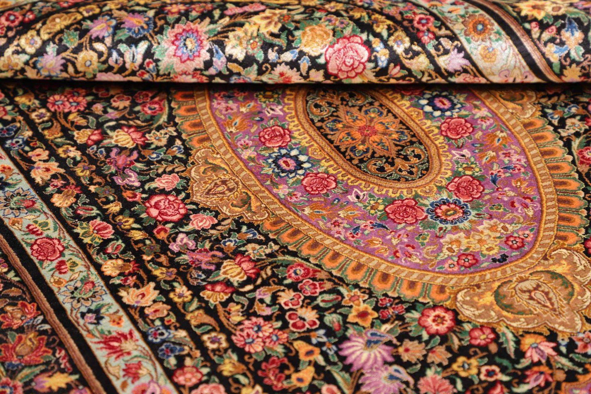 Handgeknüpfter Ghom Perserteppich, 101 × 150 cm, Seide