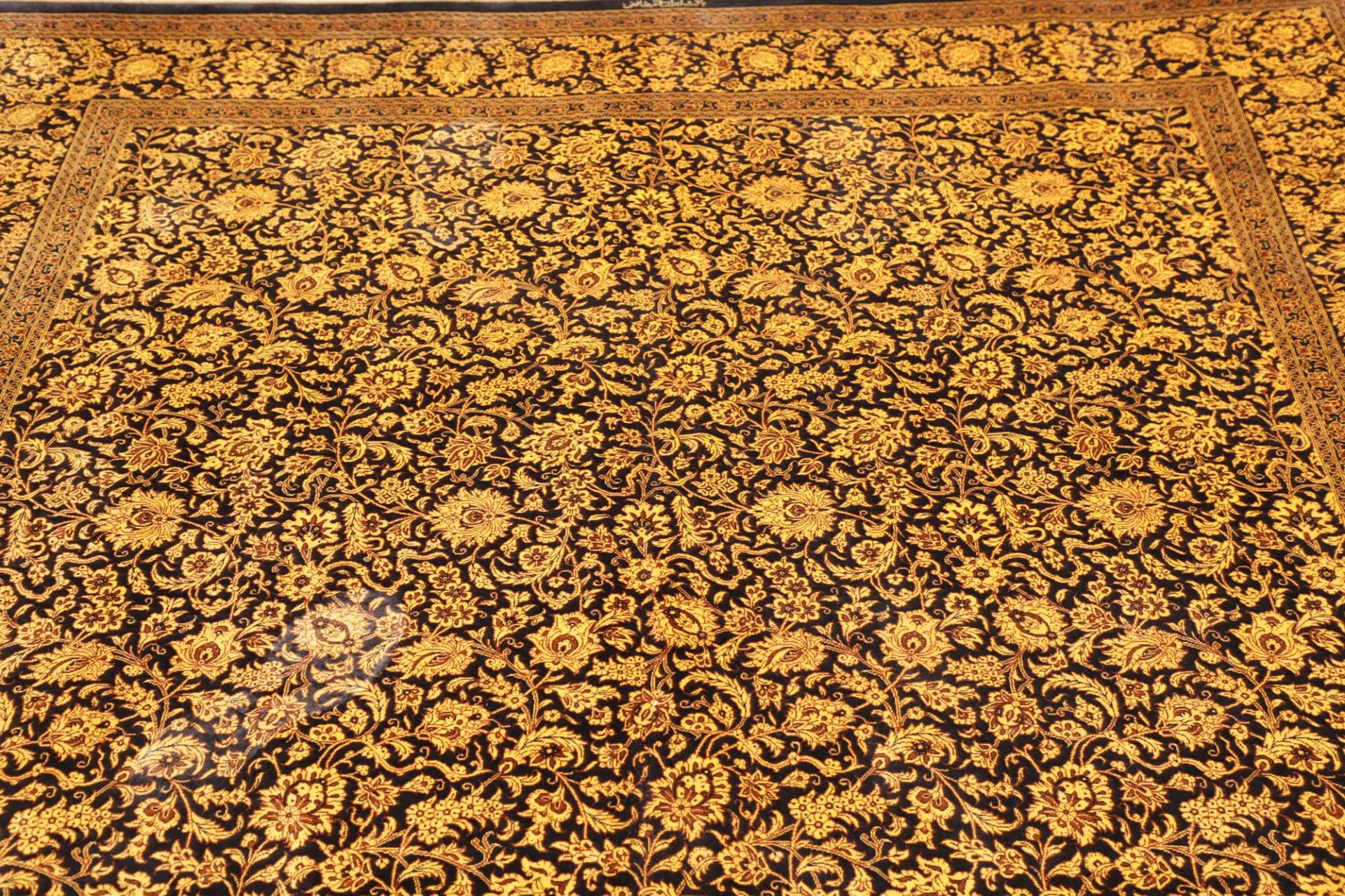 Handgeknüpfter Ghom Perserteppich 201 × 199 cm