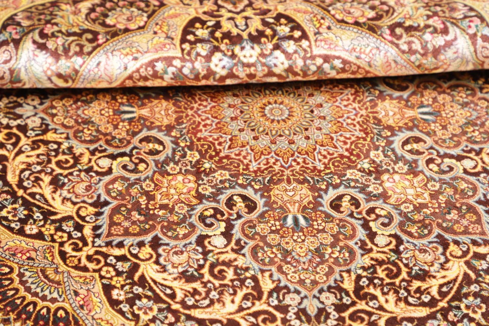 perserteppich-ghom-97-x-107-cm-seide-handgeknupft-edel-10 Ghom Perserteppich 97 × 107 cm aus Seide, handgeknüpft
