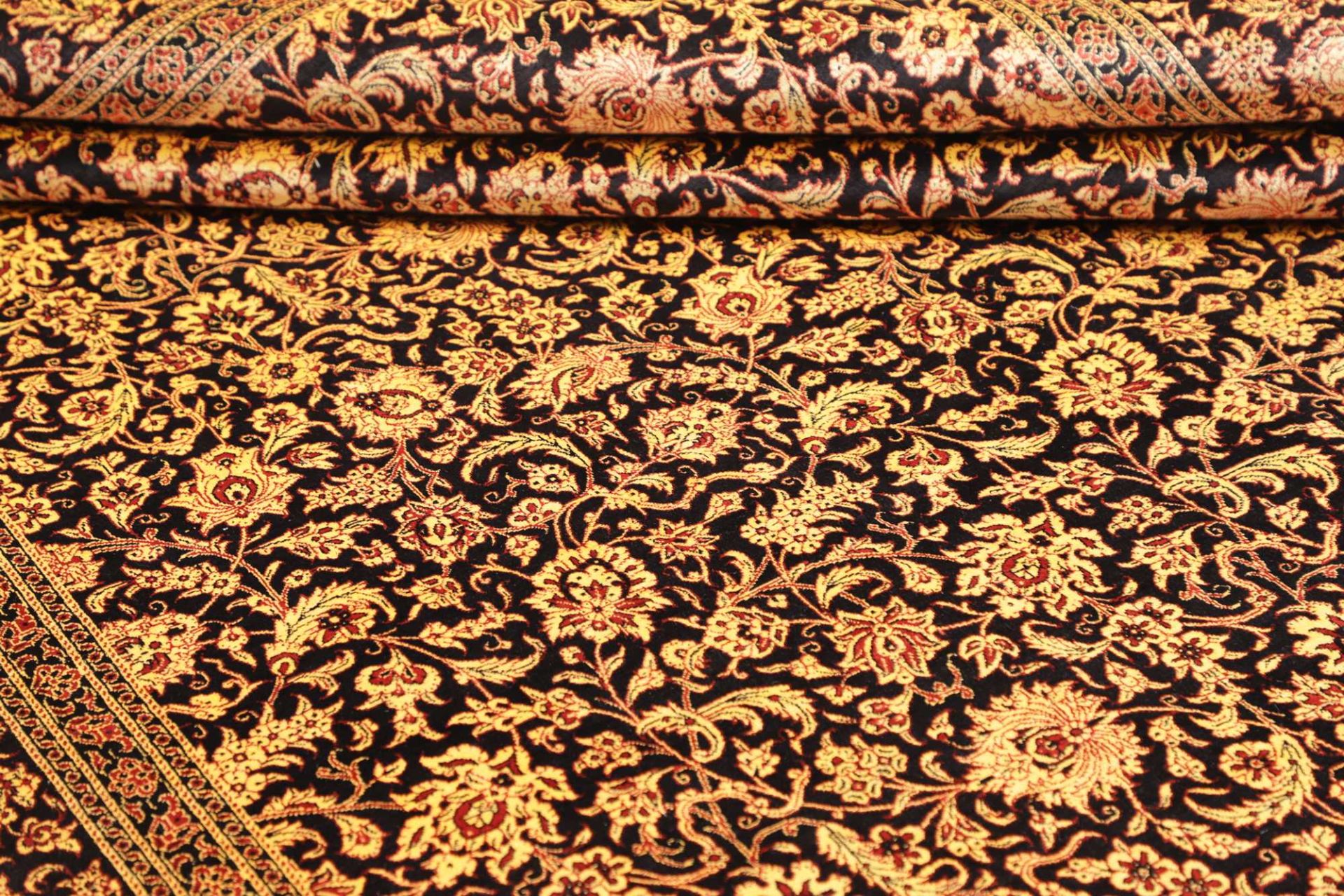 perserteppich-ghom-201-x-290-cm-seide-handgeknupft-exklusiv-9 Ghom Perserteppich 201 × 290 cm aus Seide, handgeknüpft
