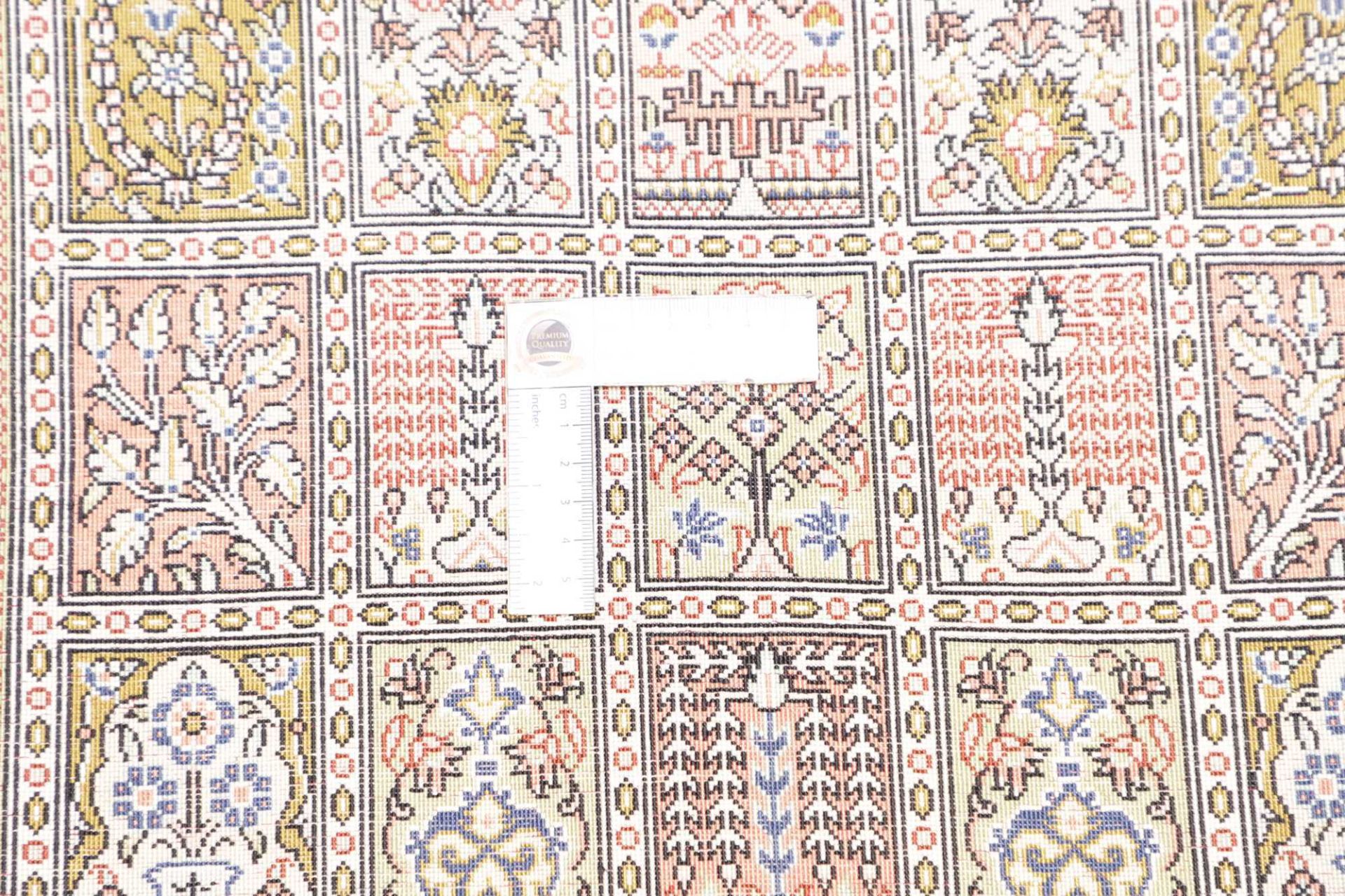 Ghom Perserteppich aus Iran, 61 × 85 cm
