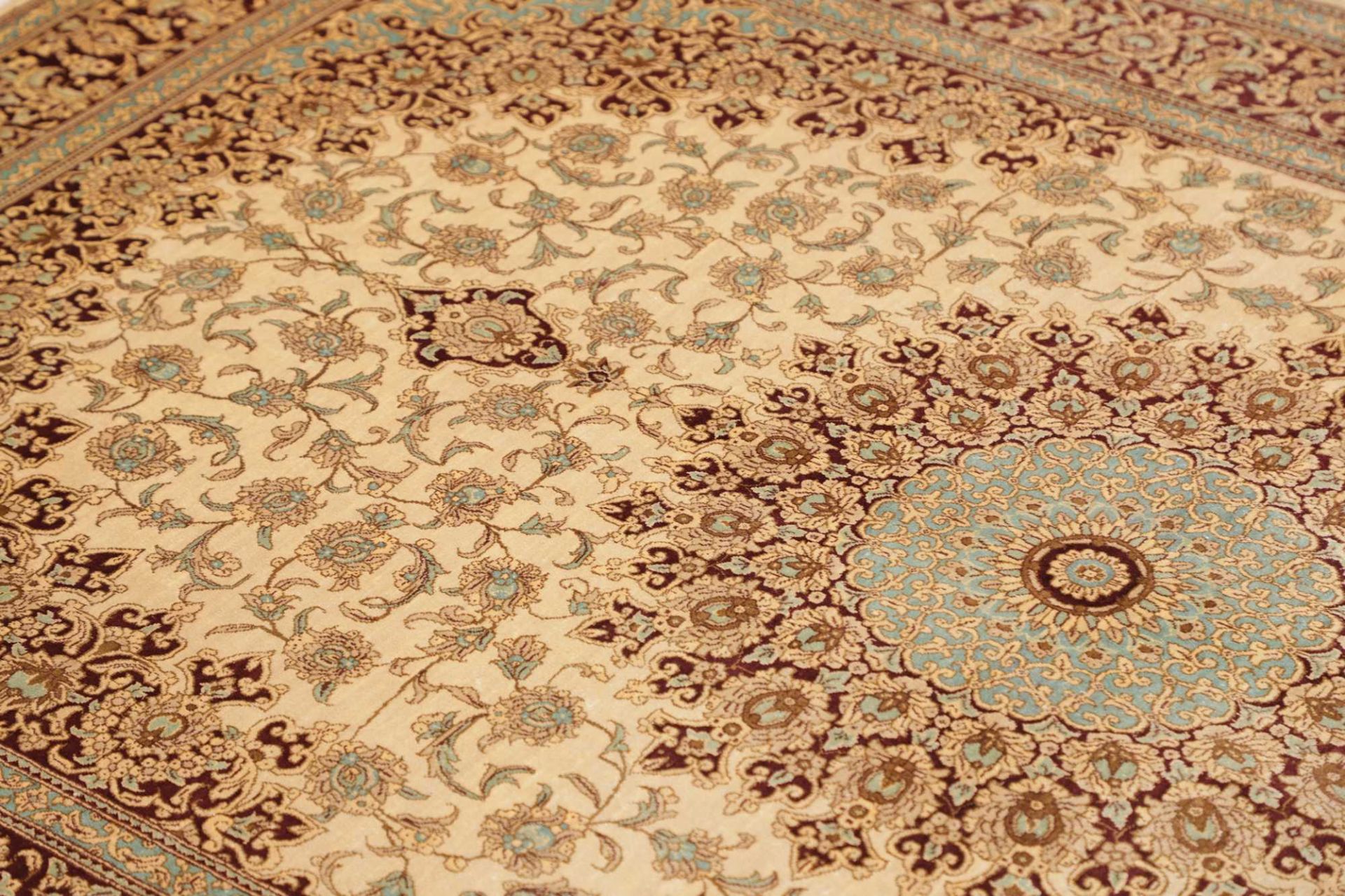 perserteppich-ghom-133-x-199-cm-seide-handgeknupft-edel-6 Handgeknüpfter Ghom Perserteppich 133 × 199 cm