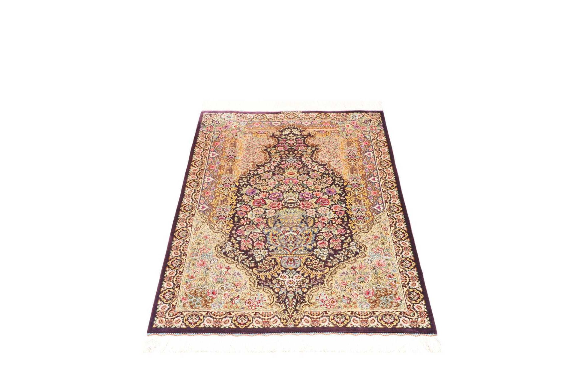 Handgeknüpfter Ghom Perserteppich, 80 × 116 cm, Seide