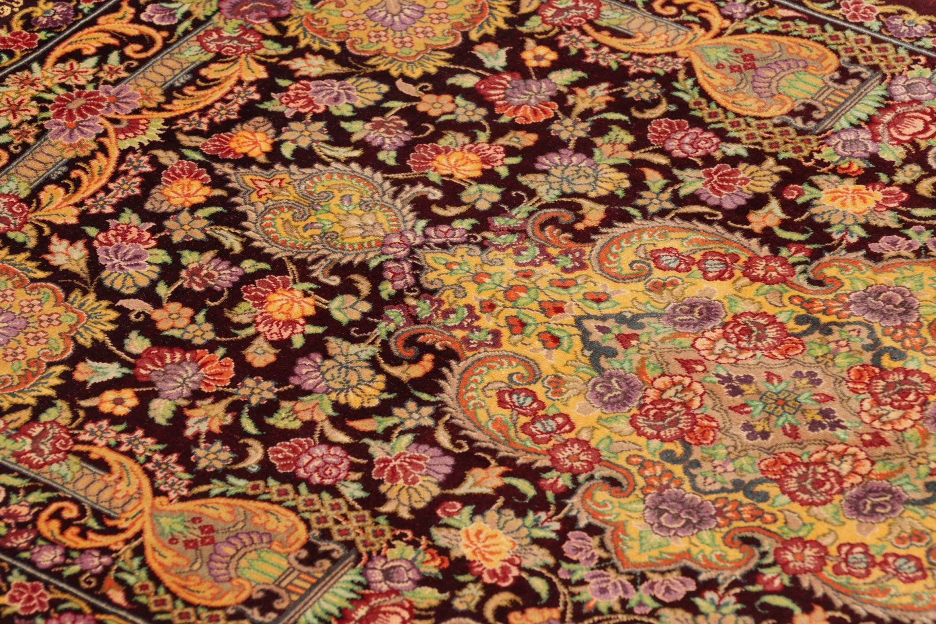 Ghom Perserteppich 61 × 89 cm aus Seide, handgeknüpft