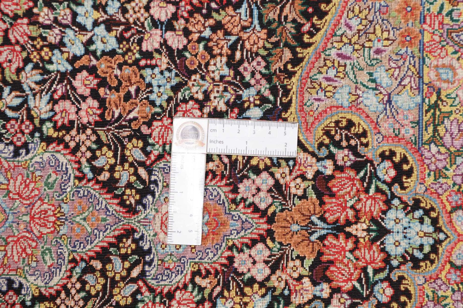 perserteppich-ghom-61-x-86-cm-seide-handgeknupft-edel-glanzend-8 Handgeknüpfter Ghom Perserteppich 61 × 86 cm