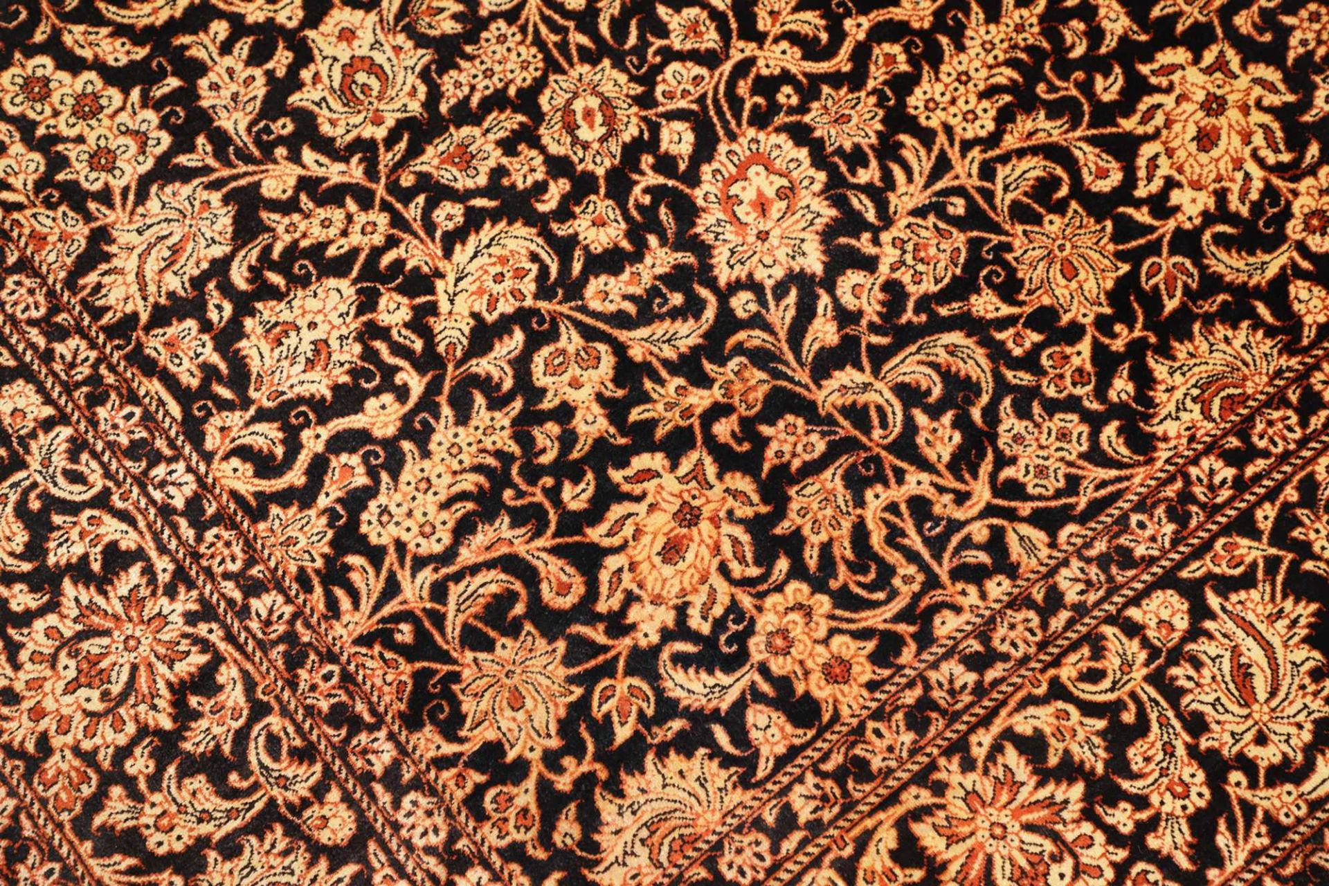 Handgeknüpfter Ghom Perserteppich 131 × 197 cm