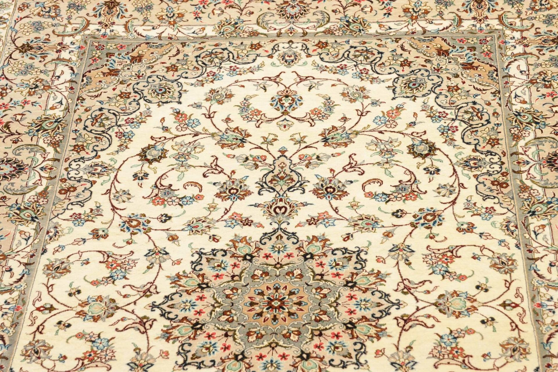 Handgeknüpfter Ghom Perserteppich 101 × 153 cm