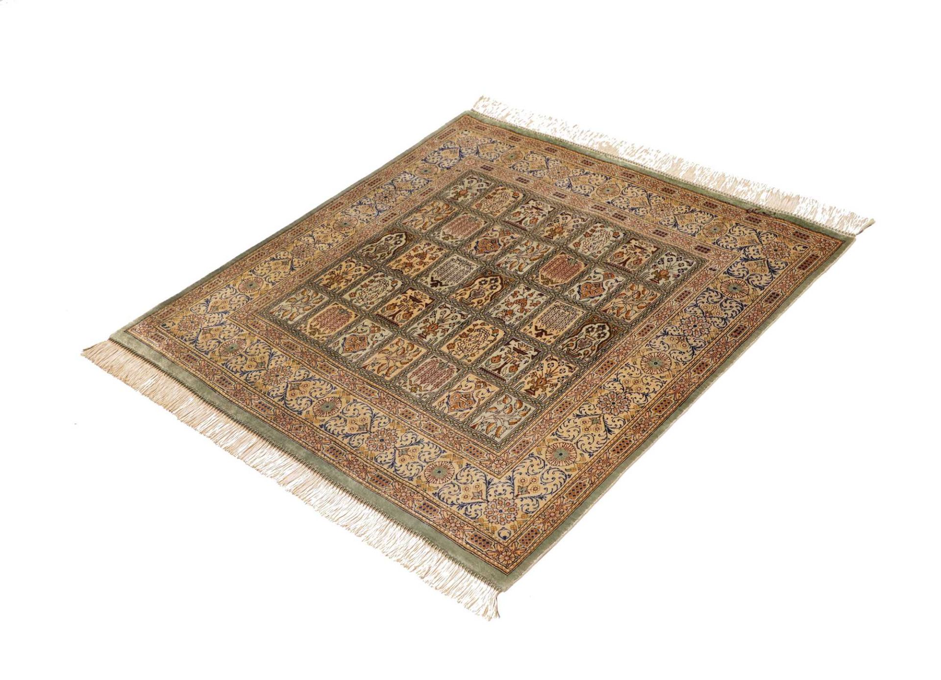 perserteppich-ghom-96-x-96-cm-seide-handgeknupft-exklusiv-1 Ghom Perserteppich aus Iran, 96 × 96 cm