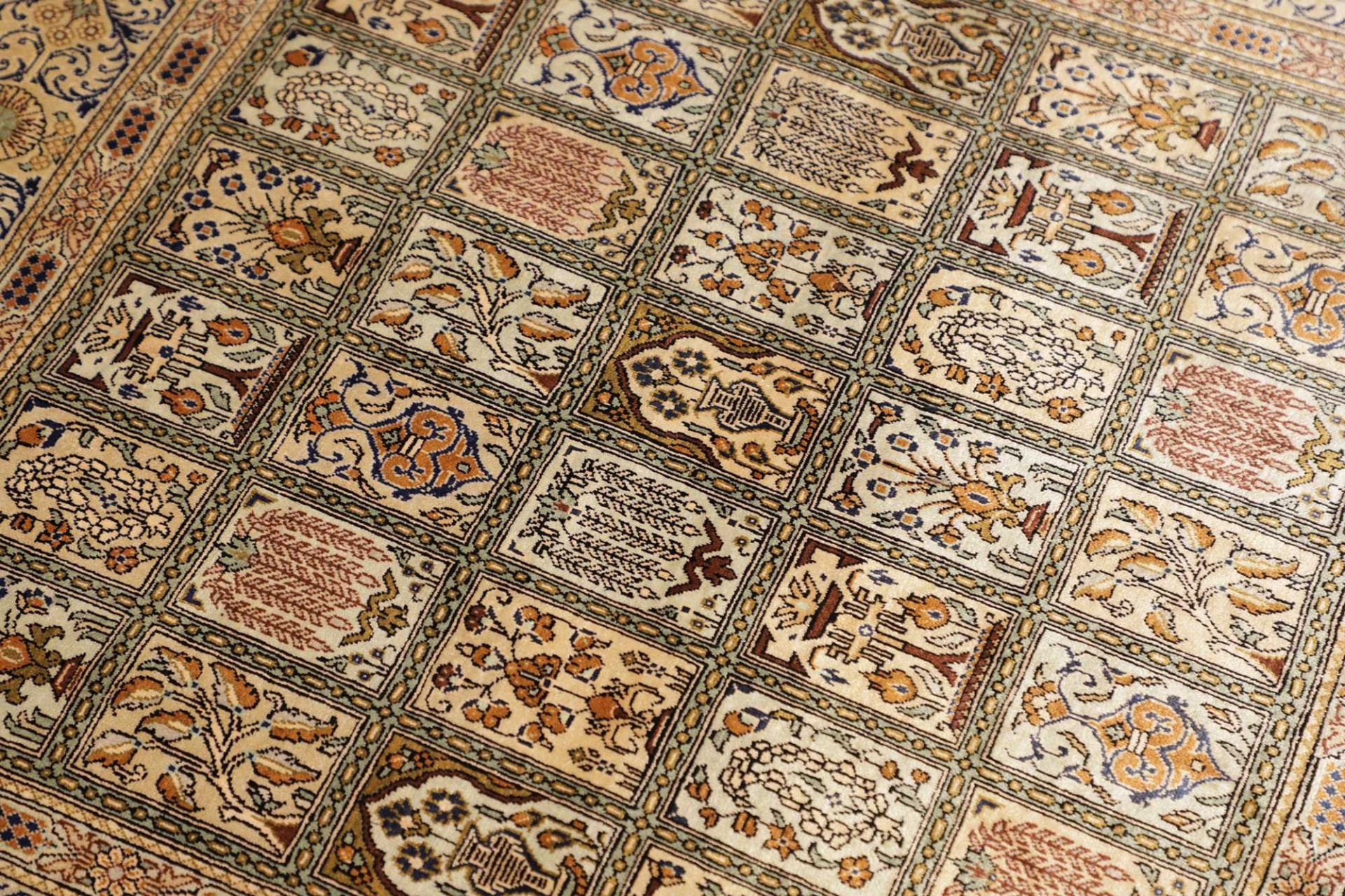 perserteppich-ghom-96-x-96-cm-seide-handgeknupft-exklusiv-6 Ghom Perserteppich aus Iran, 96 × 96 cm