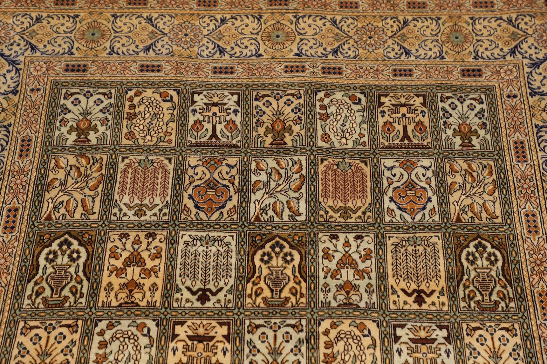 perserteppich-ghom-96-x-96-cm-seide-handgeknupft-exklusiv-7 Ghom Perserteppich aus Iran, 96 × 96 cm