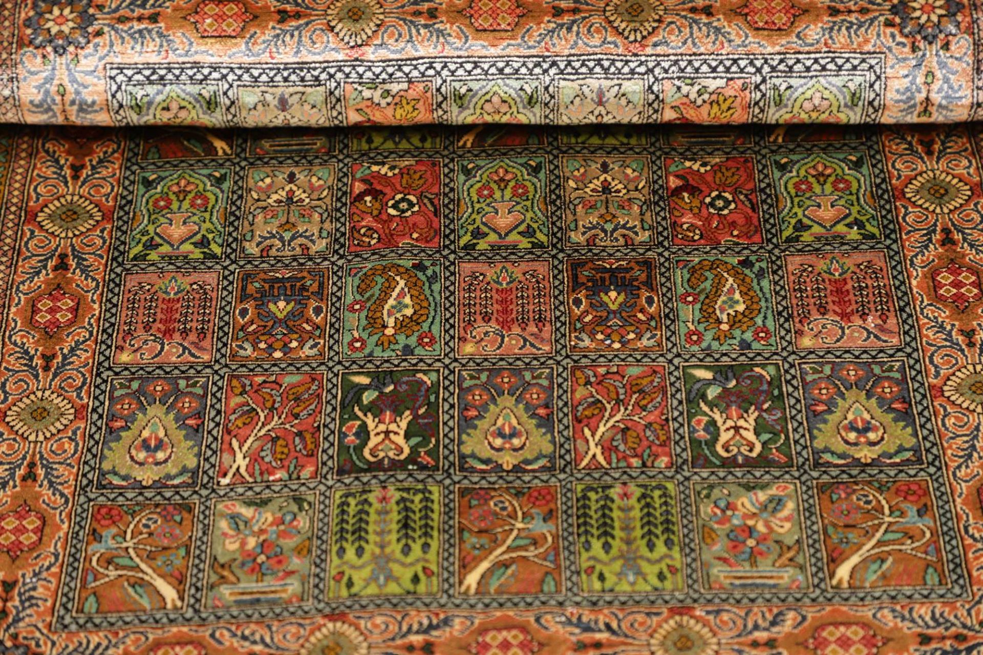 perserteppich-ghom-61-x-89-cm-100-seide-handgeknupft-edel-8 Handgeknüpfter Ghom Perserteppich 61 × 89 cm
