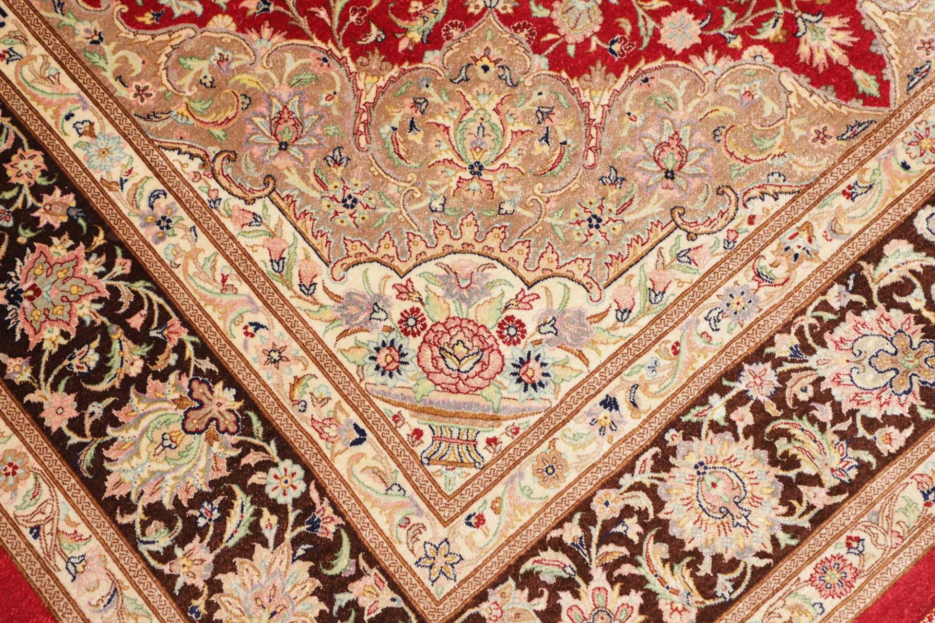 Ghom Perserteppich aus Iran, 136 × 196 cm