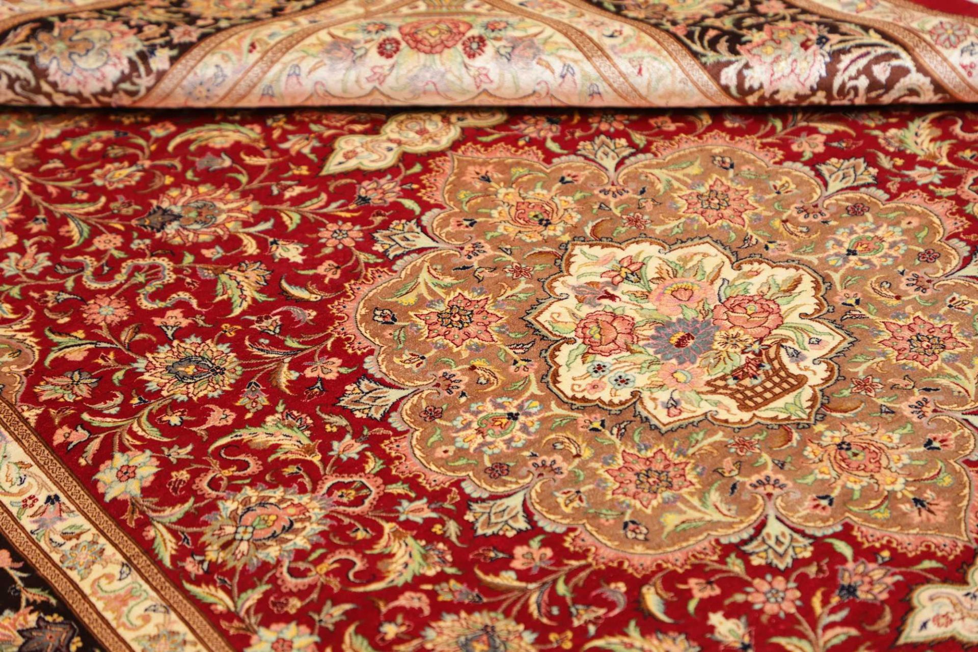 Ghom Perserteppich aus Iran, 136 × 196 cm